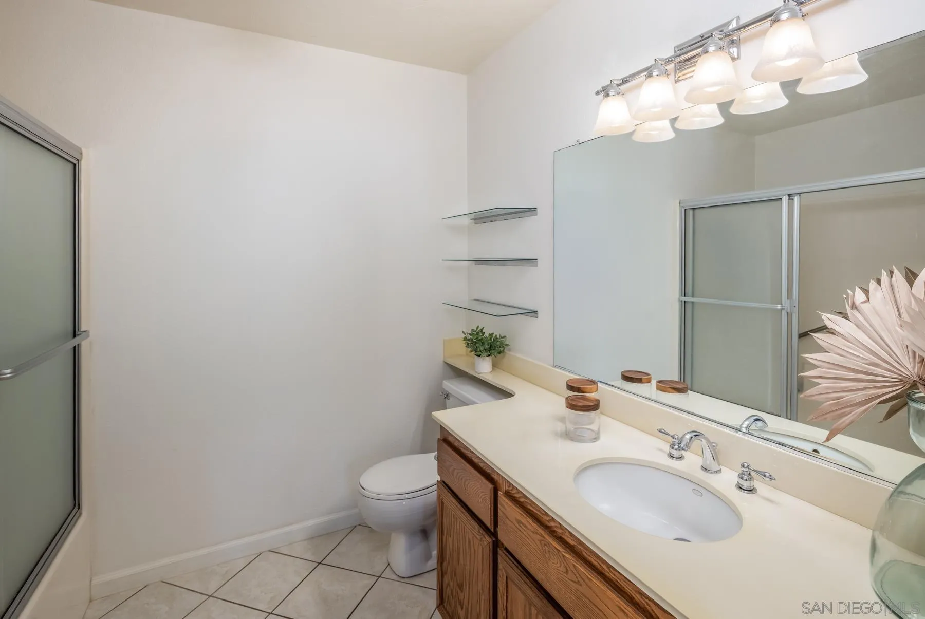 Photo #12: 250028696 Listing: Photo #12