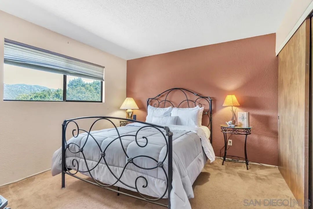 https://cdn.realtyfeed.com/cdn/127/250028707/d53e5d4b82d29baa50c3023be947c628.webp