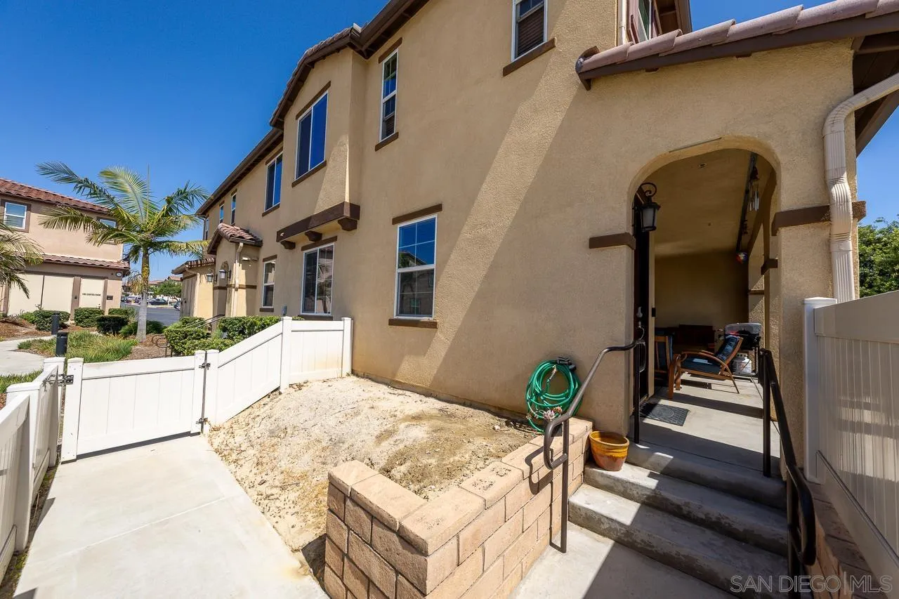 Photo #3: 250028762 Listing 