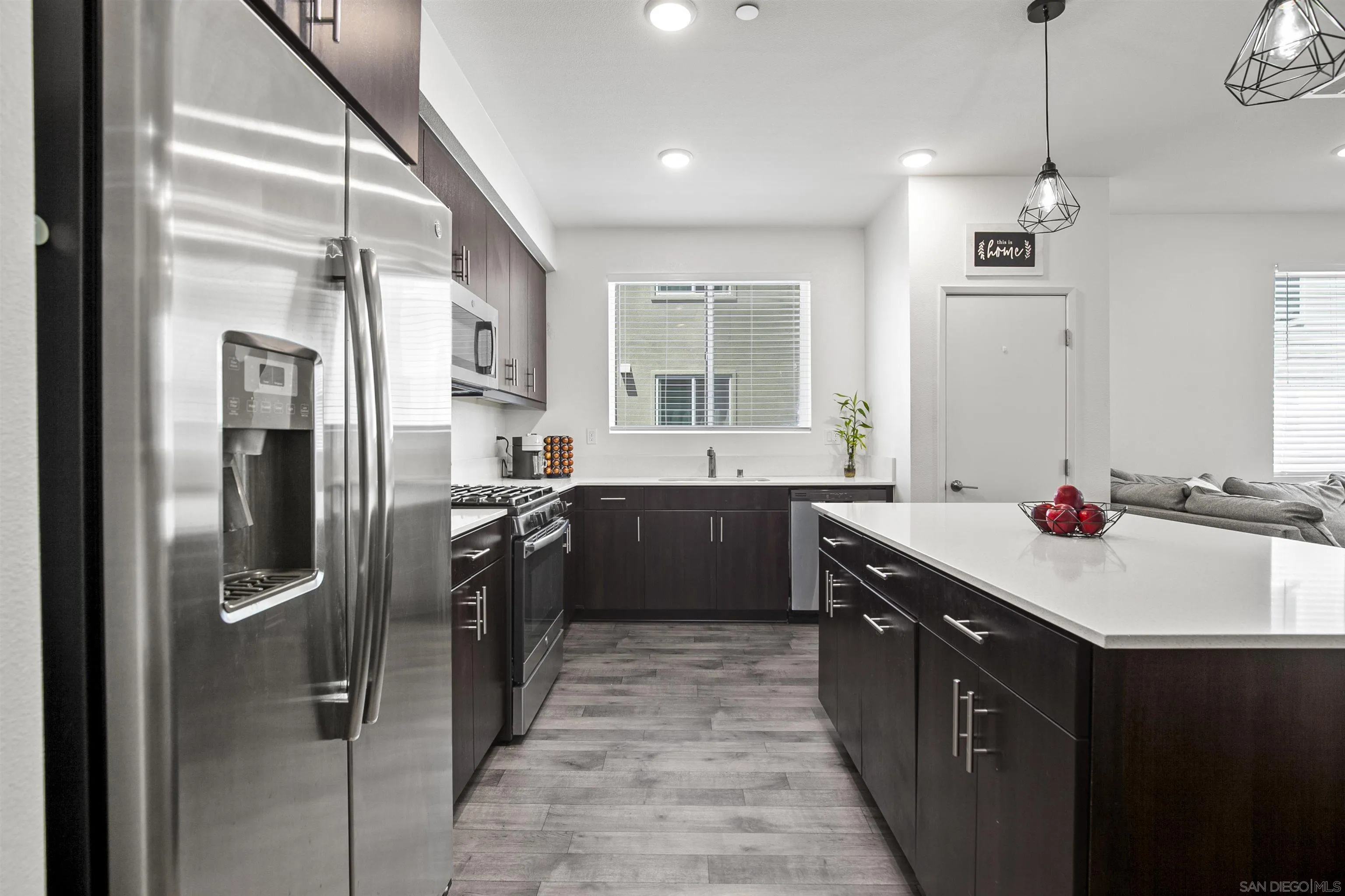 Photo #5: 250028771 Listing 