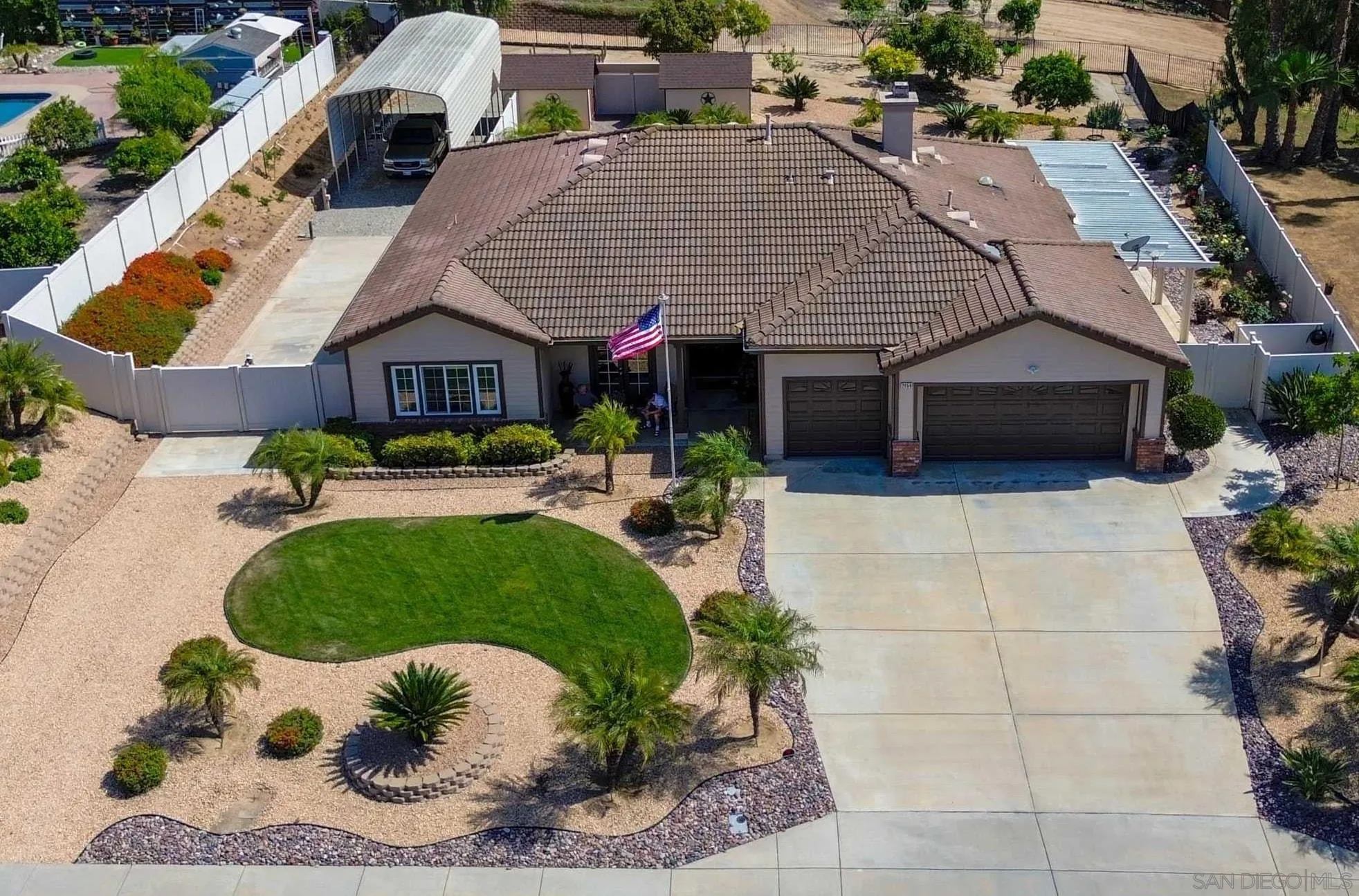 https://cdn.realtyfeed.com/cdn/127/250028784/1a4940bcd1c24097ad4eb87b5b5bfdb3.webp