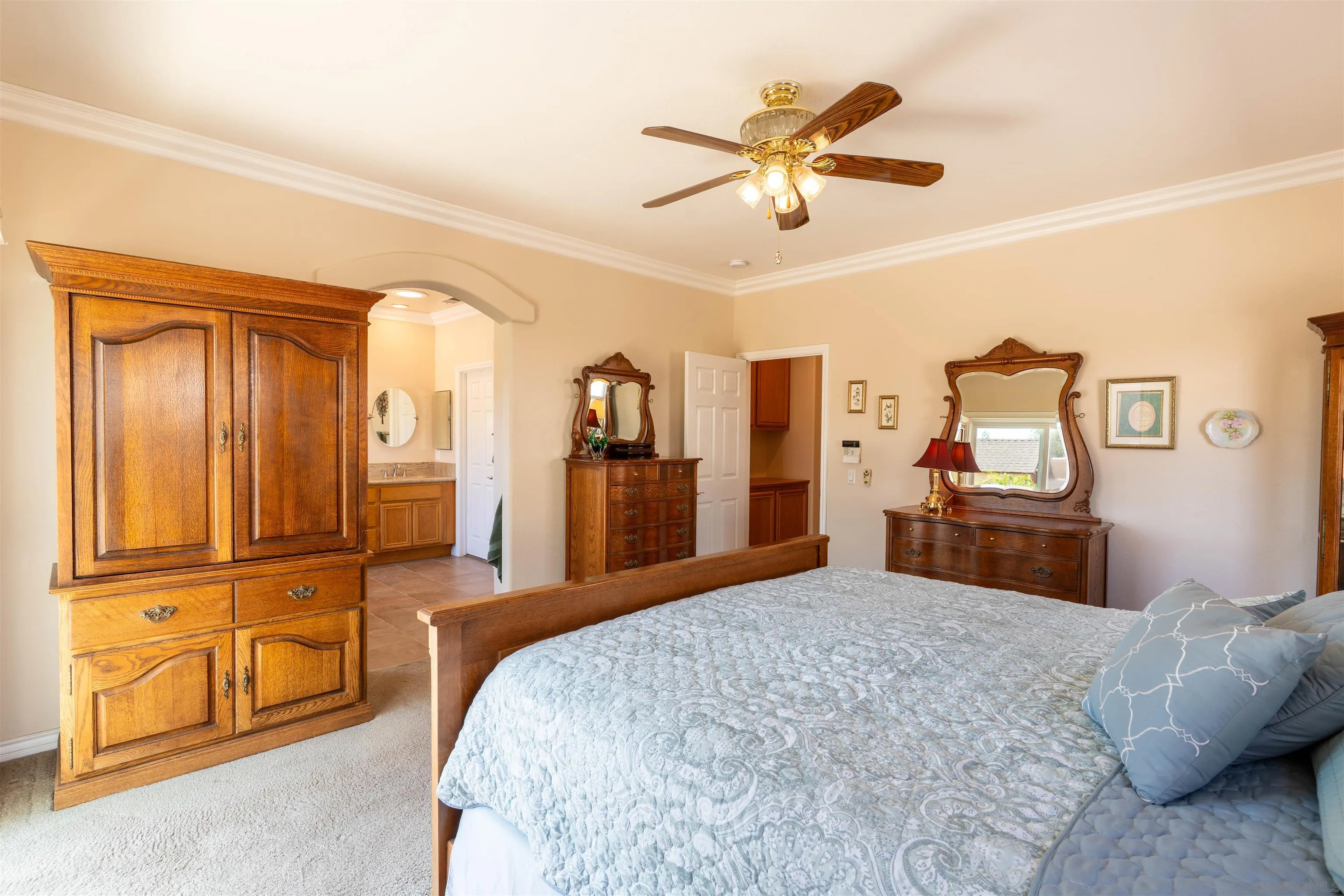 https://cdn.realtyfeed.com/cdn/127/250028784/74ff8338fd262120b39fc2ff59337eea.webp