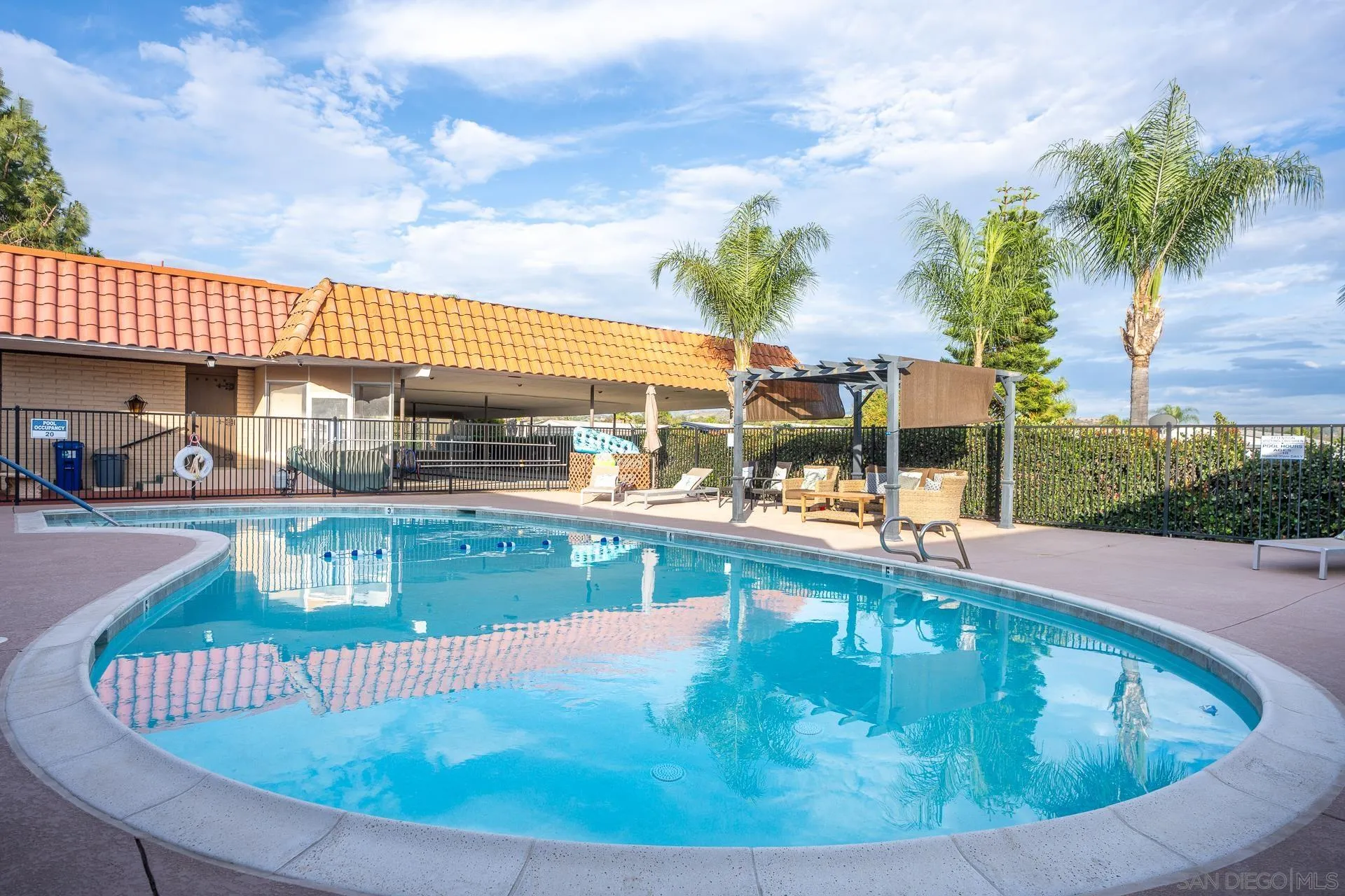 https://cdn.realtyfeed.com/cdn/127/250028791/3337bd54840abc7ec7a361f745b7c420.webp
