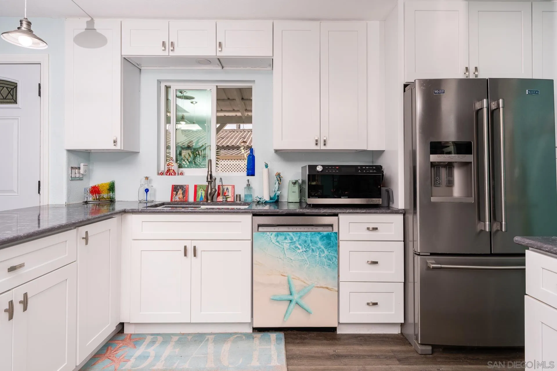 https://cdn.realtyfeed.com/cdn/127/250028791/618ad19cdb7c2eac3658c0b0b6a7f173.webp