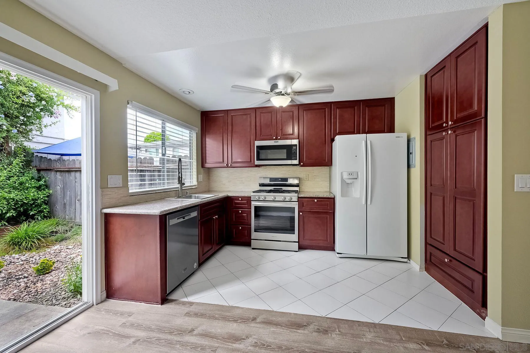 Photo #11: 250028794 Listing: Photo #11