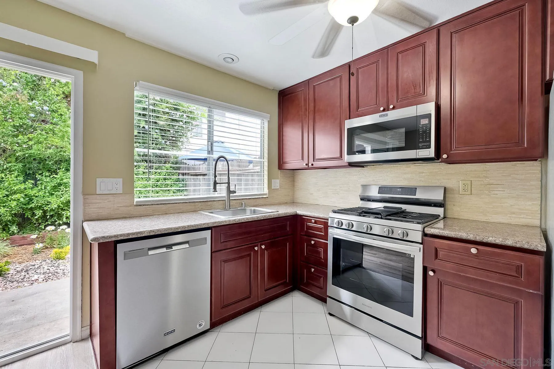 Photo #12: 250028794 Listing: Photo #12