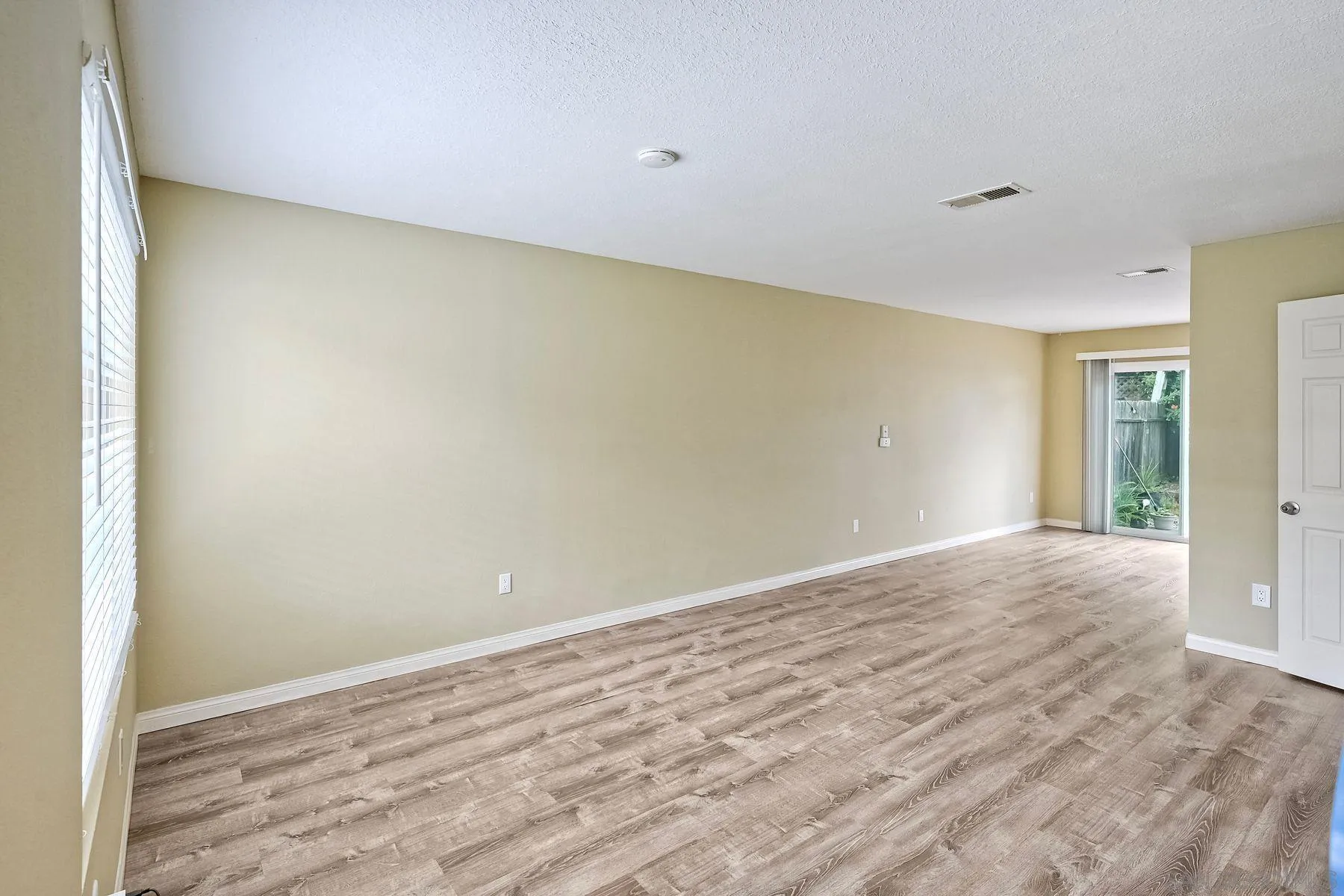 Photo #4: 250028794 Listing 
