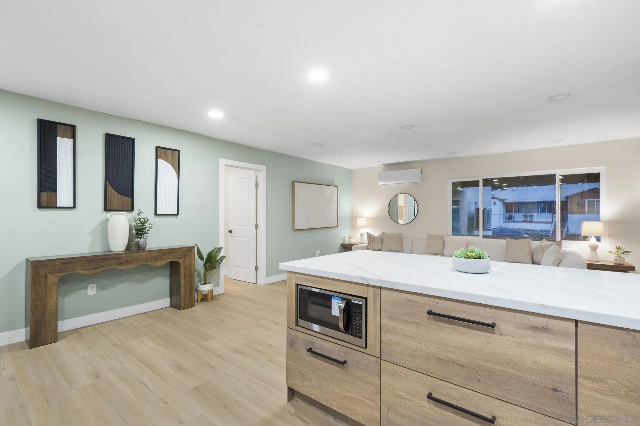 https://cdn.realtyfeed.com/cdn/127/250028840/44dd5d127429e63e3eb4245823f8a2c7.webp