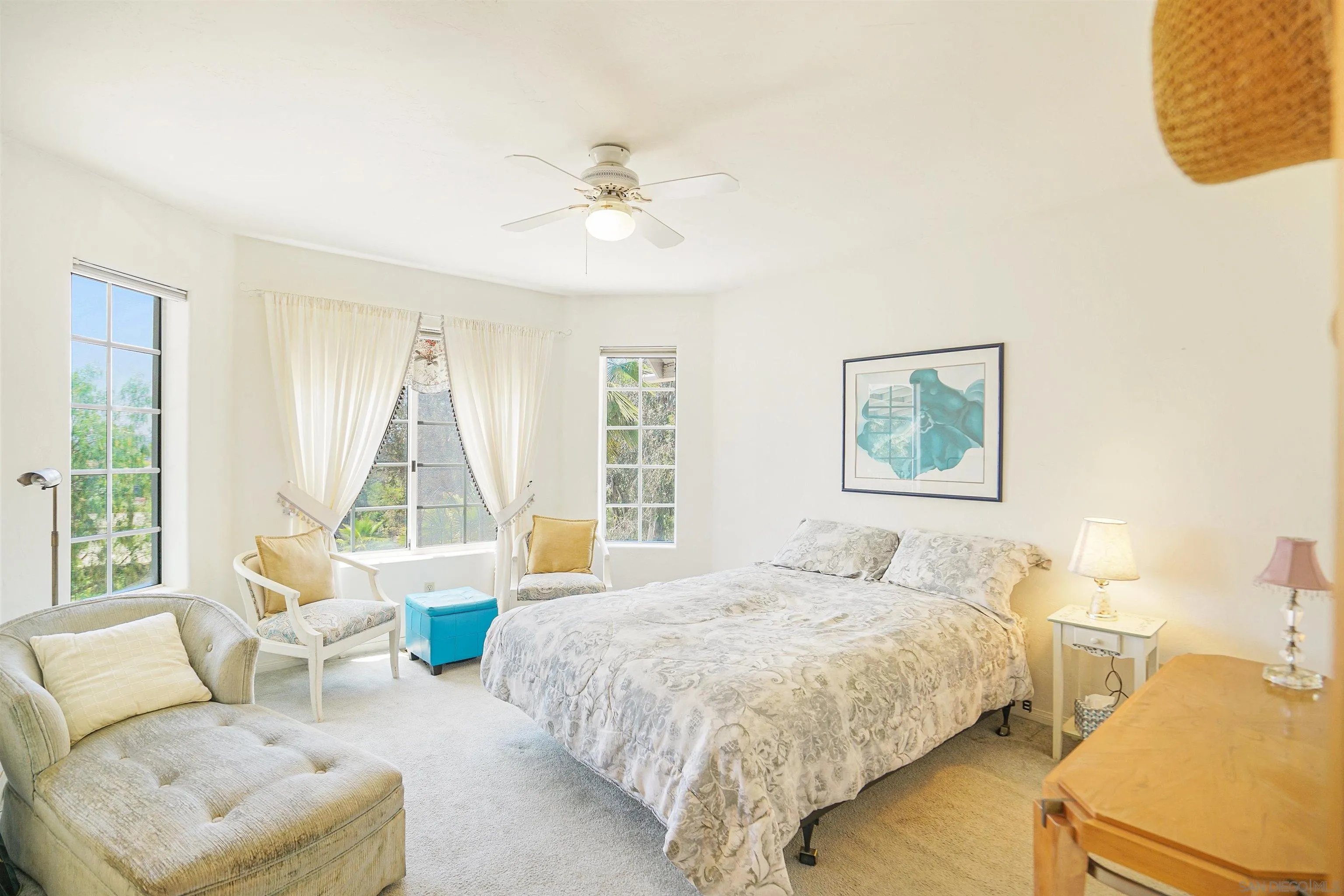 https://cdn.realtyfeed.com/cdn/127/250028846/99b31284d5a925ad411f20474da2efec.webp