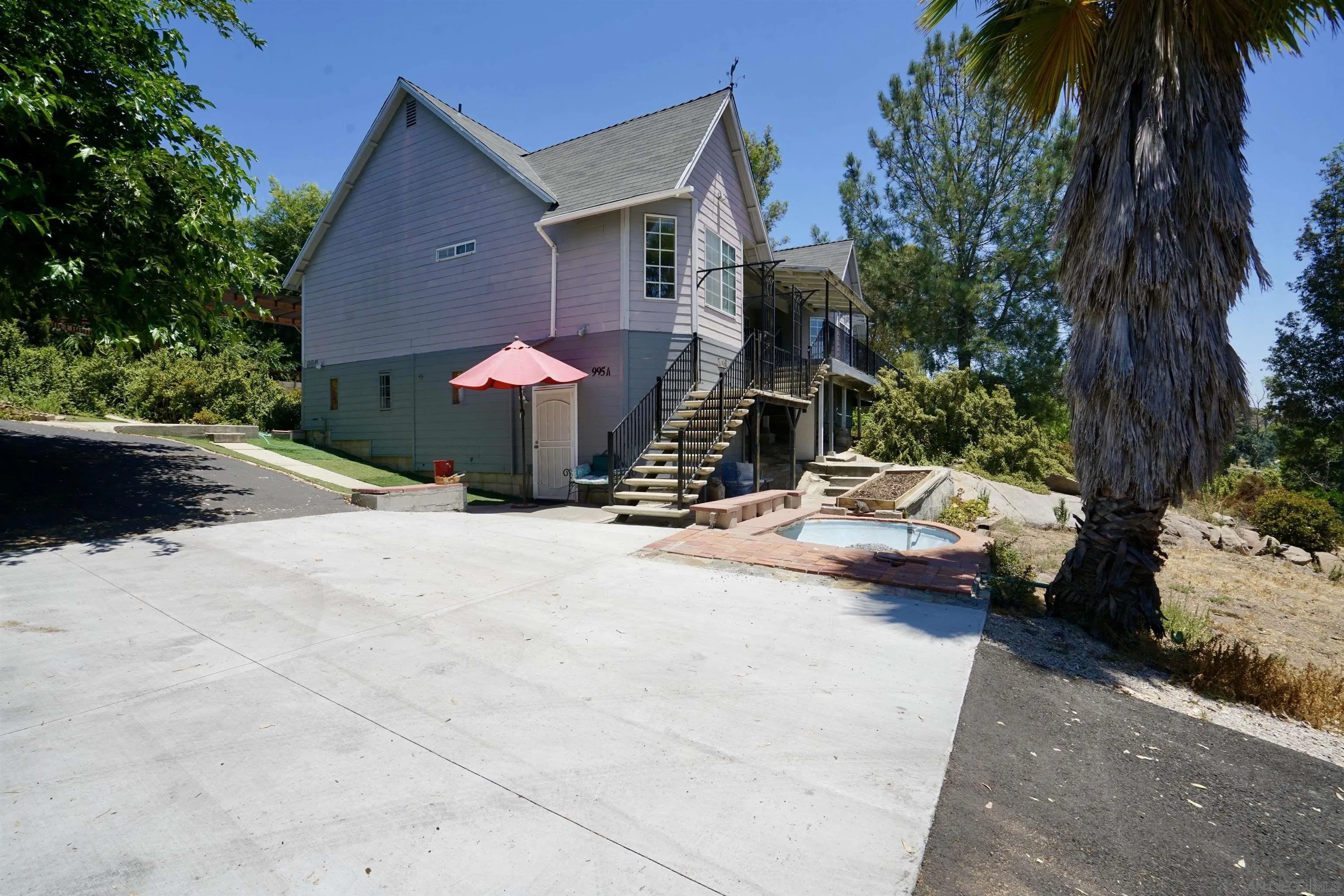 https://cdn.realtyfeed.com/cdn/127/250028846/d8e01a24afe20d67063f627110a2167c.webp