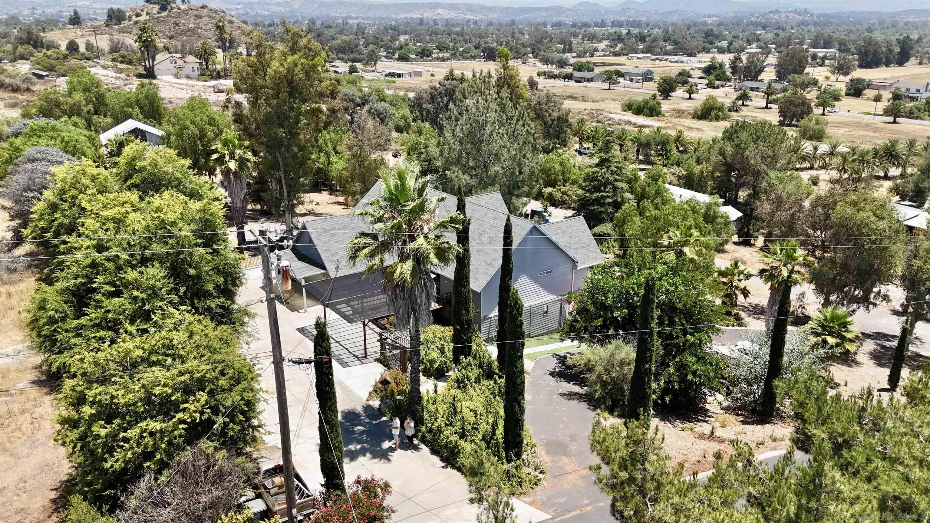https://cdn.realtyfeed.com/cdn/127/250028846/fe608b079e5c0dd7ff5cae15f7f3d1fd.webp
