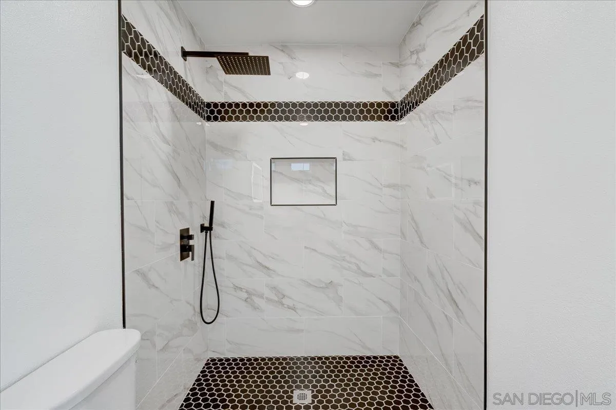https://cdn.realtyfeed.com/cdn/127/250028855/a3d2a67ce6c36b619a99f2170c928757.webp