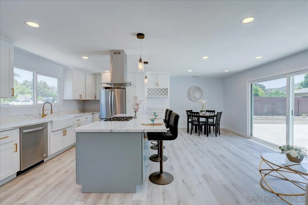 https://cdn.realtyfeed.com/cdn/127/250028855/db146e77f0d9e46eac9cfe7172d86f1e.webp