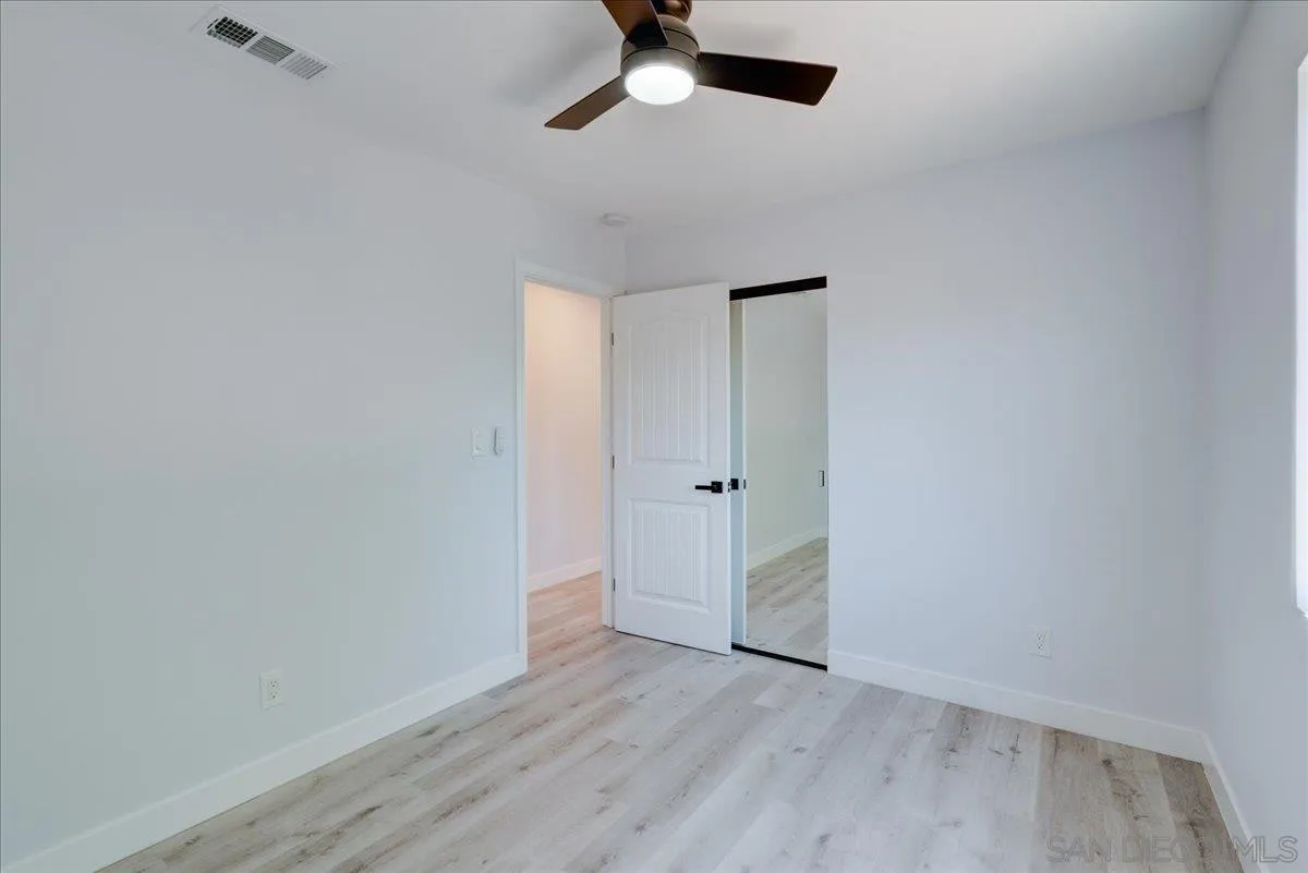 https://cdn.realtyfeed.com/cdn/127/250028855/f72e08cec880cdb52982f341958dca5f.webp