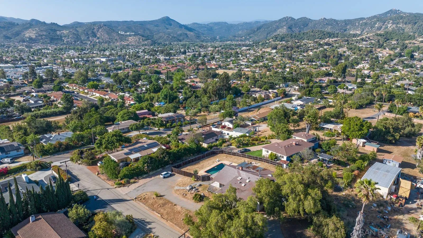 https://cdn.realtyfeed.com/cdn/127/250028867/2b872d851ab3562c2d6a562b73534ad2.webp