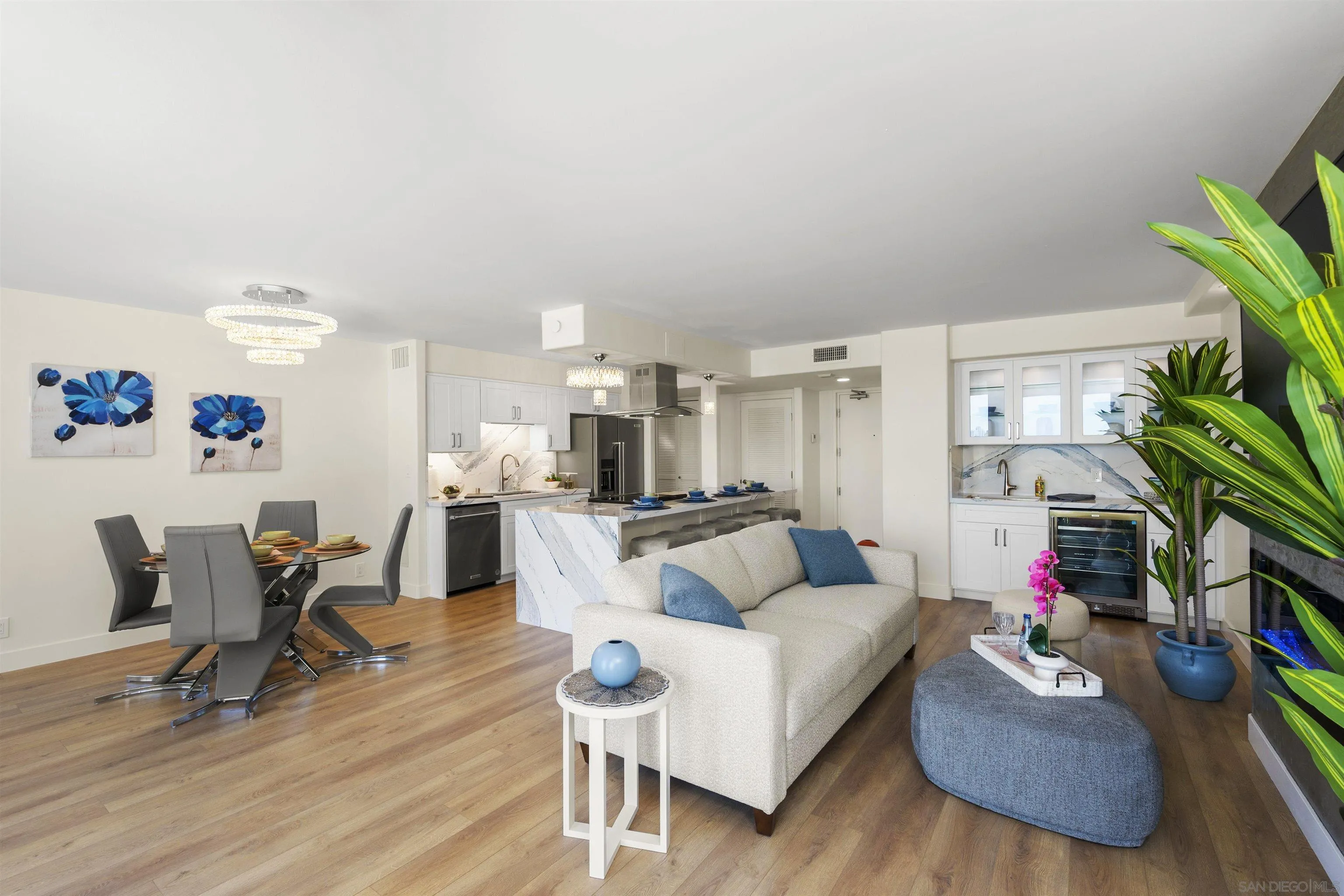 Photo #3: 250028868 Listing 