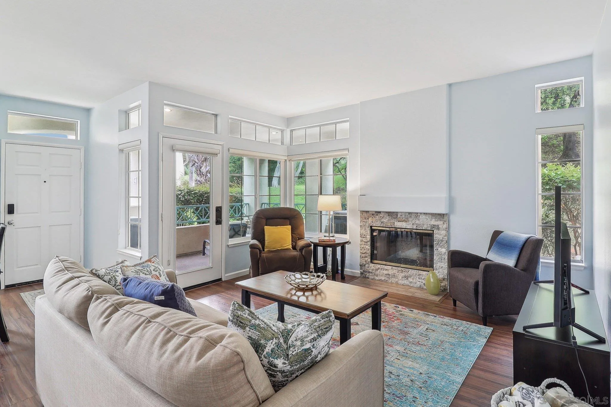 Photo #4: 250028869 Listing 