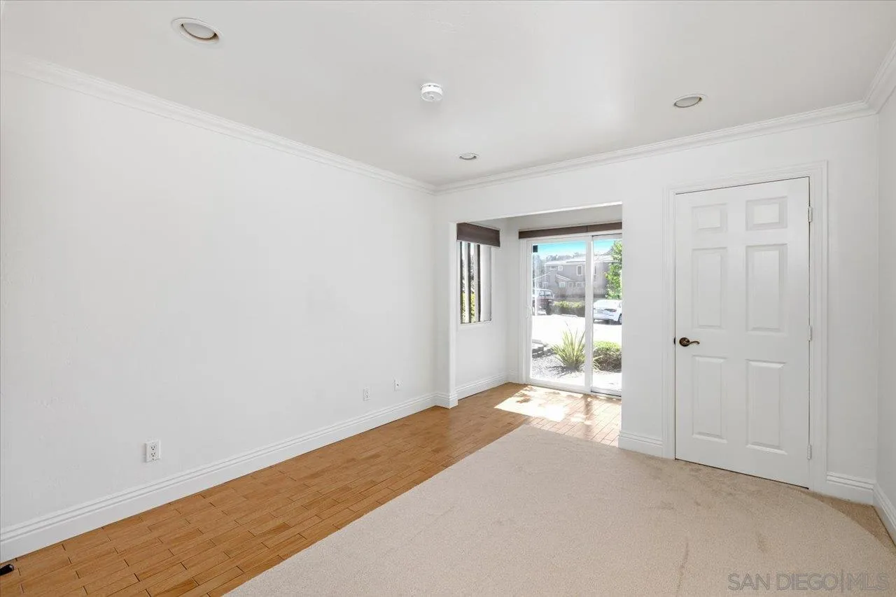 Photo #12: 250028888 Listing: Photo #12
