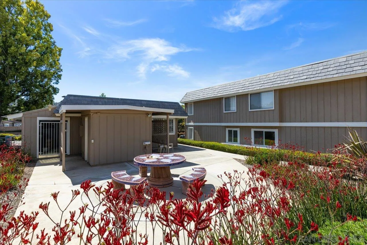 Photo #18: 250028888 Listing: Photo #18