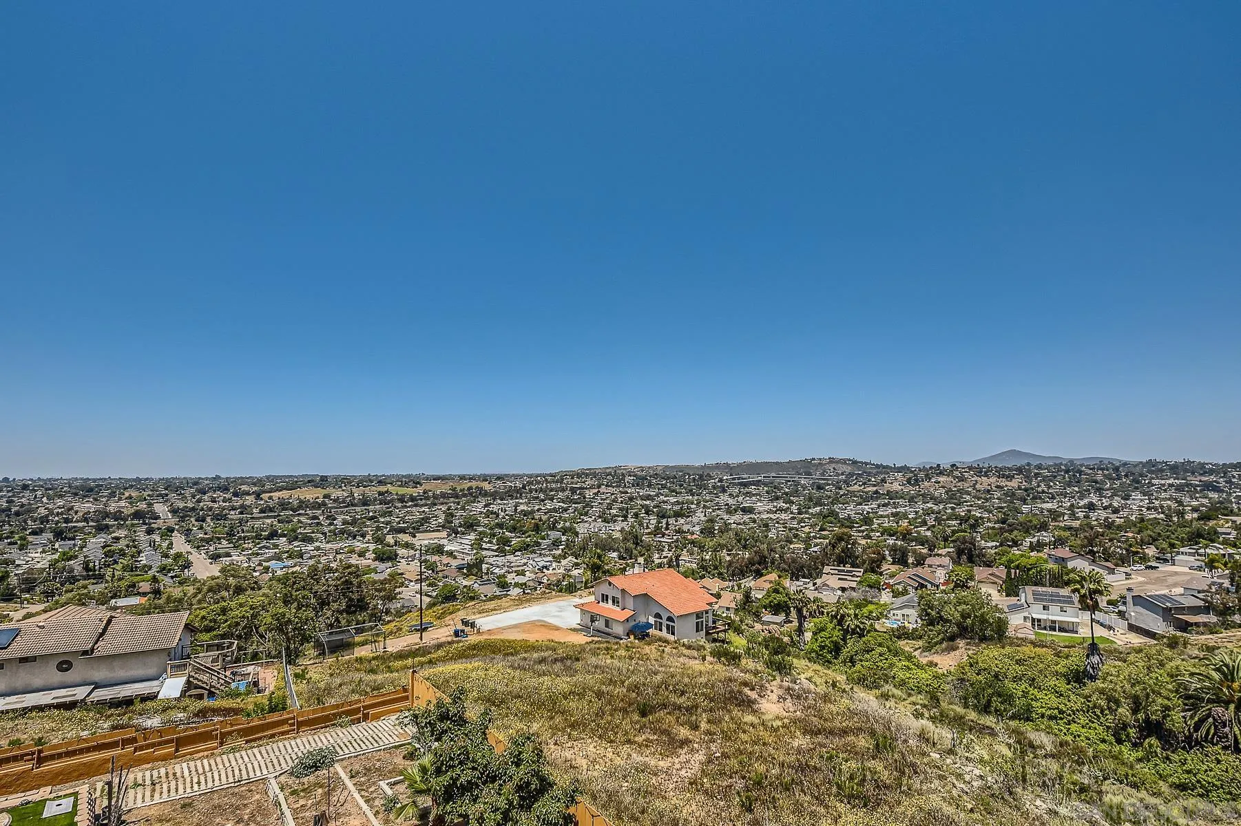 https://cdn.realtyfeed.com/cdn/127/250028907/02460f90e991ae1500d615895bf2fae8.webp