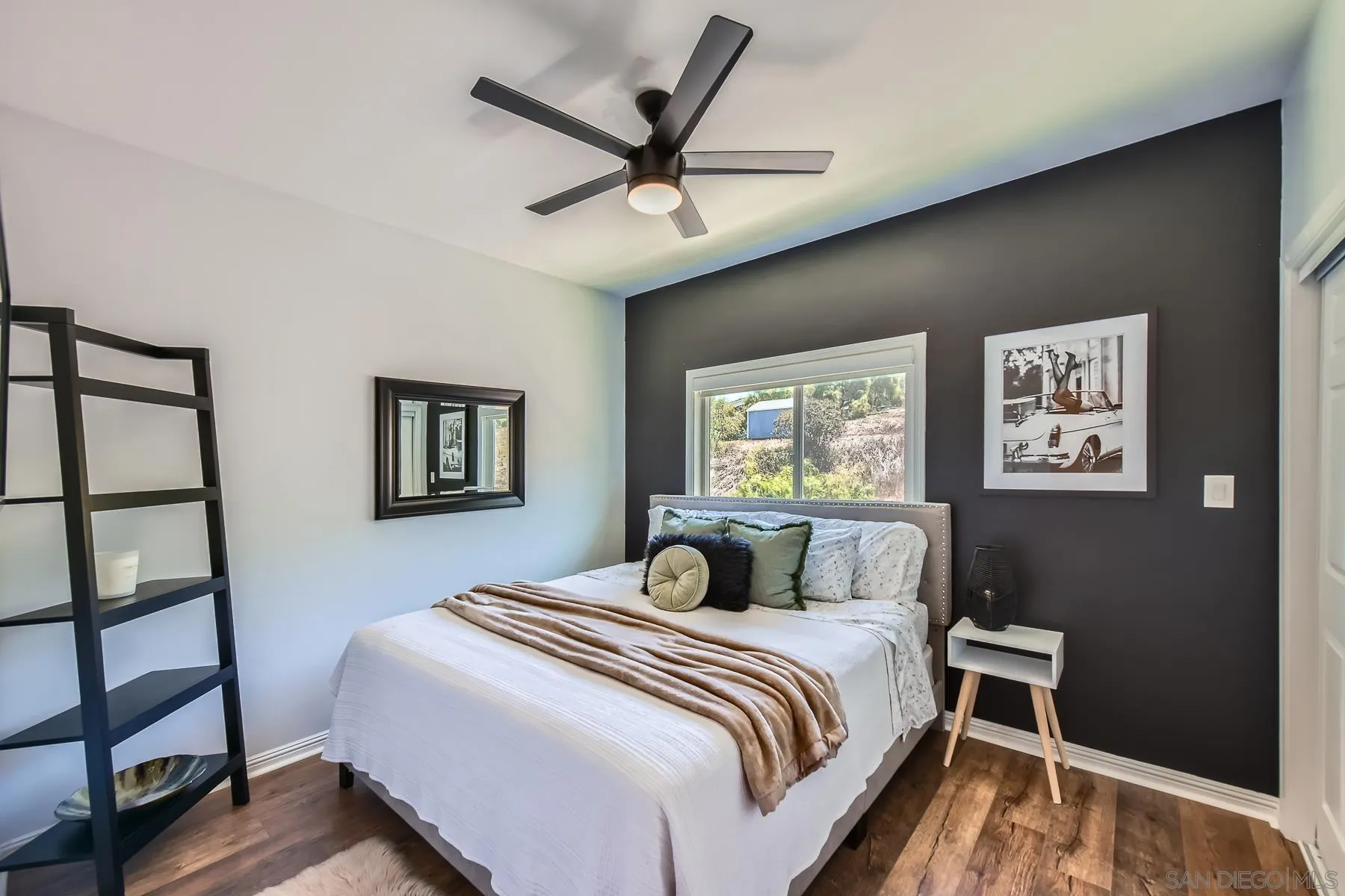 https://cdn.realtyfeed.com/cdn/127/250028907/cb1b0b242a7ace4aad0e047c6ca57e84.webp