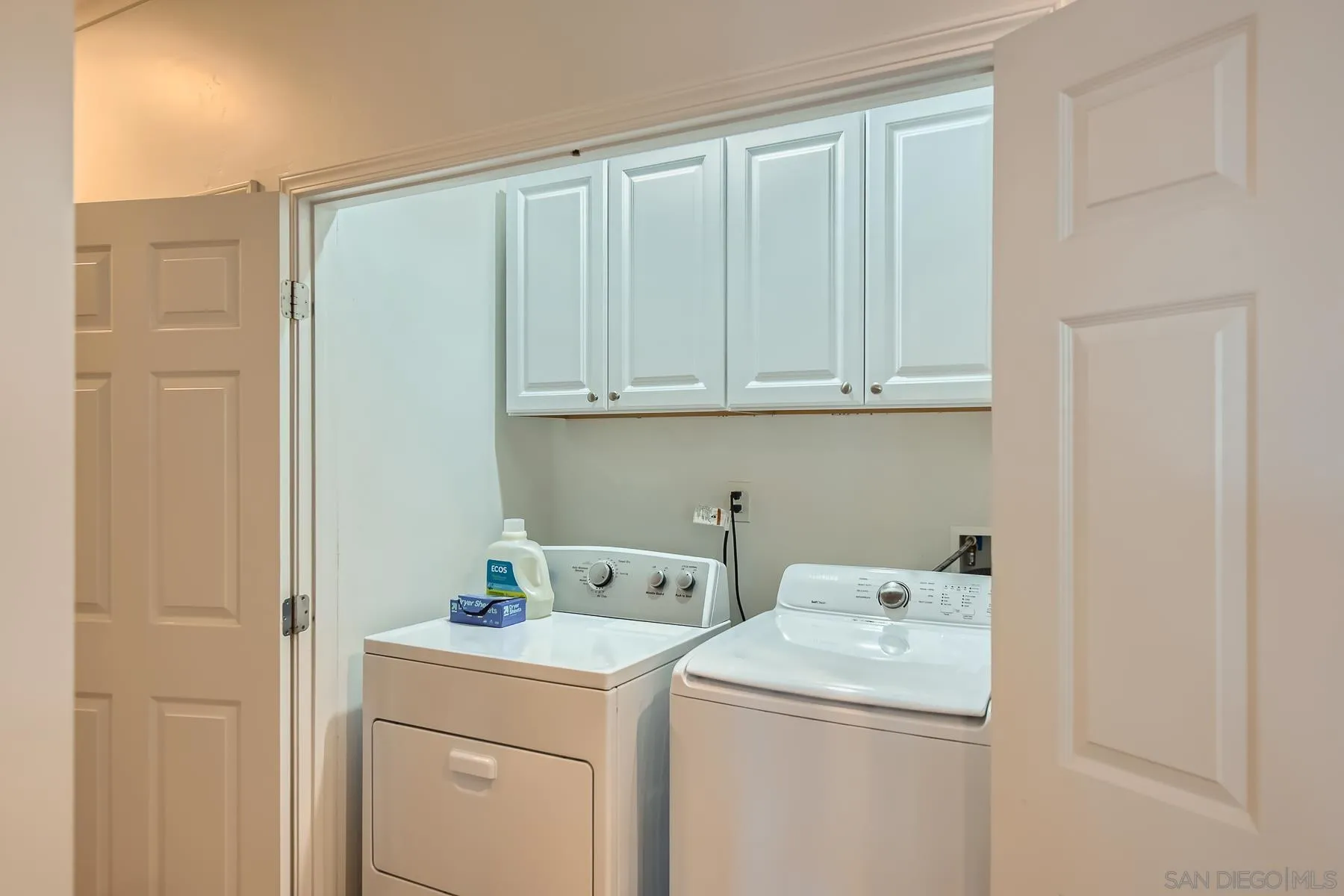 https://cdn.realtyfeed.com/cdn/127/250028907/ee59790fd30ab739e93be7b204e84da3.webp
