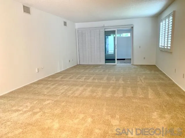 Photo #6: 250028930 Listing 
