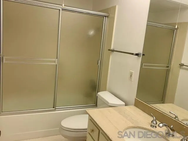 Photo #18: 250028930 Listing: Photo #18