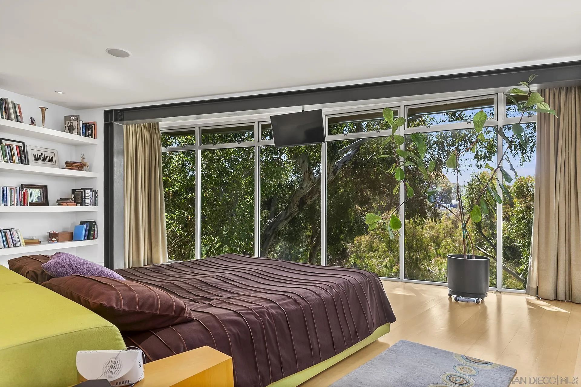 https://cdn.realtyfeed.com/cdn/127/250028934/1e2134d976c408746e43f9b5fc812e83.webp