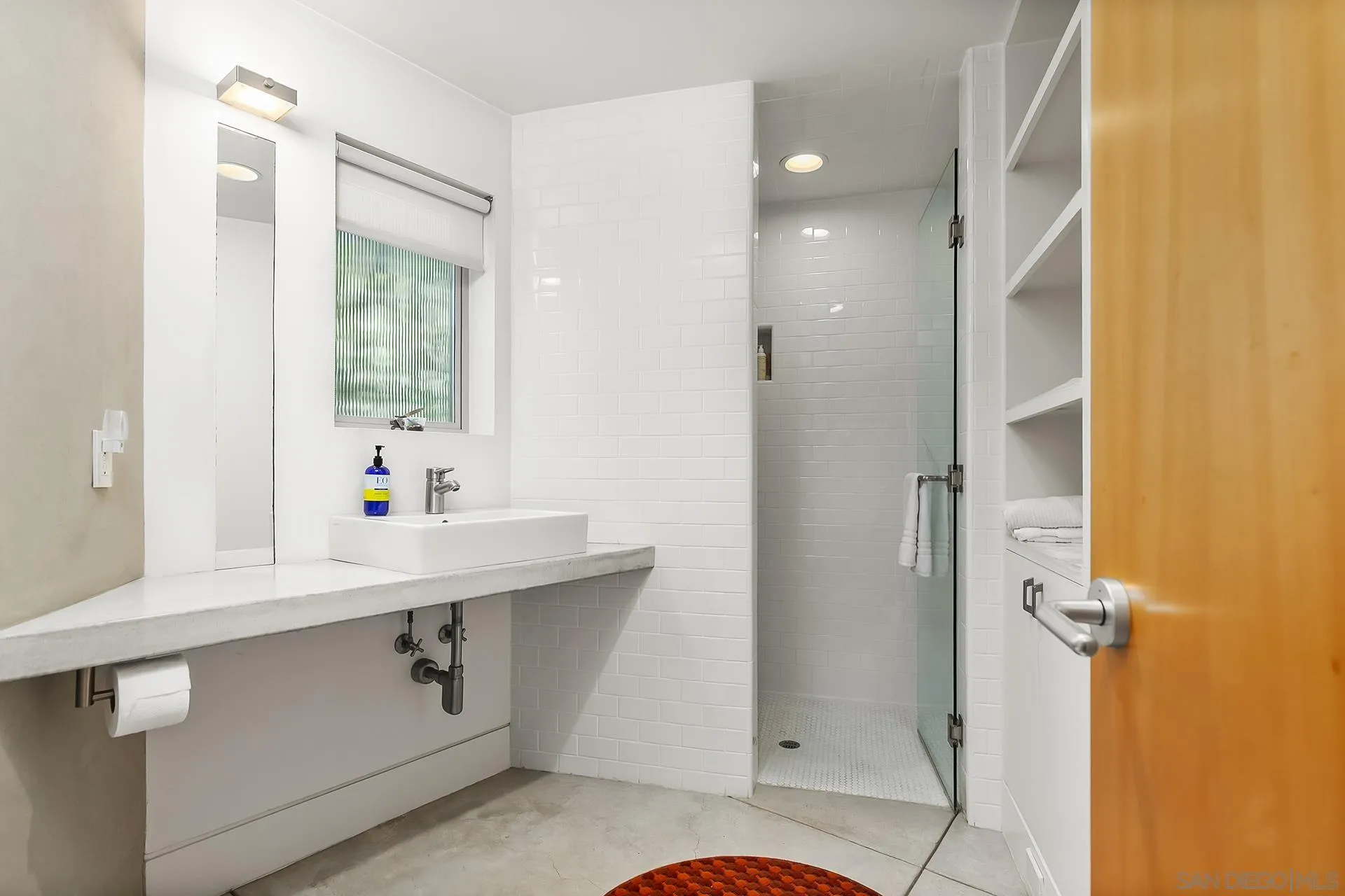 https://cdn.realtyfeed.com/cdn/127/250028934/295d07c37a49636a13f77275890eebb5.webp