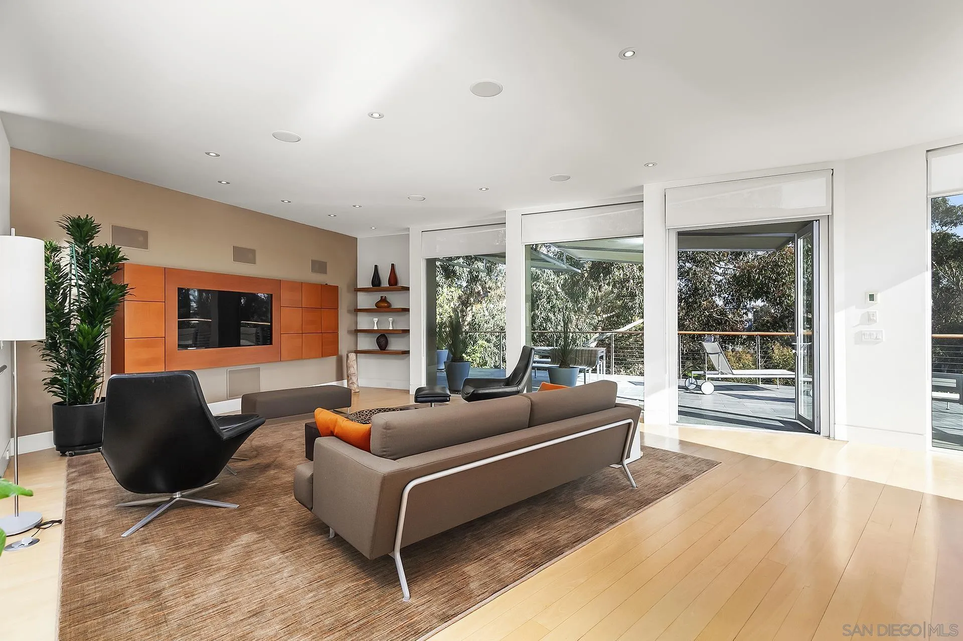 https://cdn.realtyfeed.com/cdn/127/250028934/7ab111203d33fd5a21a2eaa5302bac33.webp