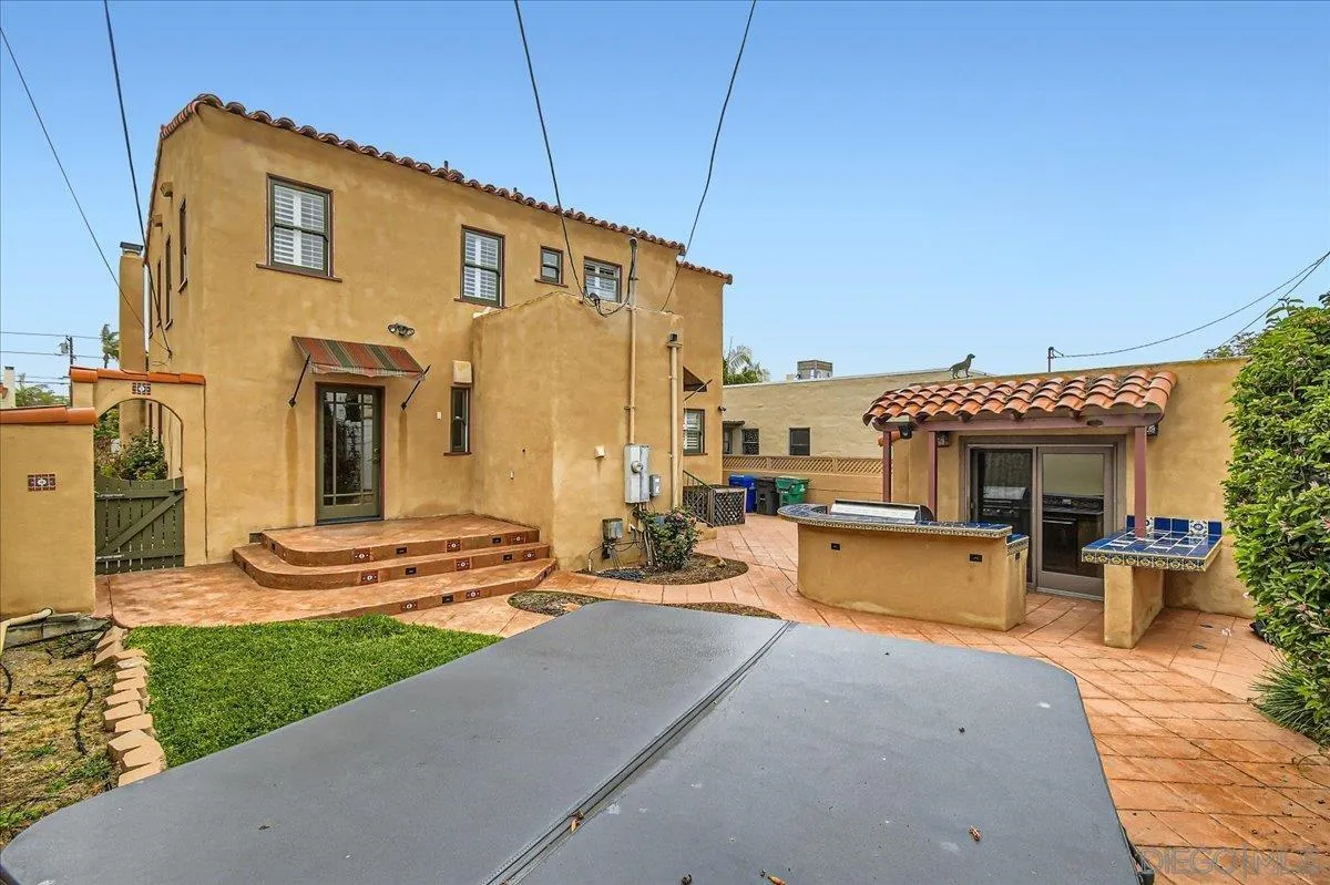https://cdn.realtyfeed.com/cdn/127/250028958/e7cddcddfd82a4d0e7de3a15c9faa79c.webp