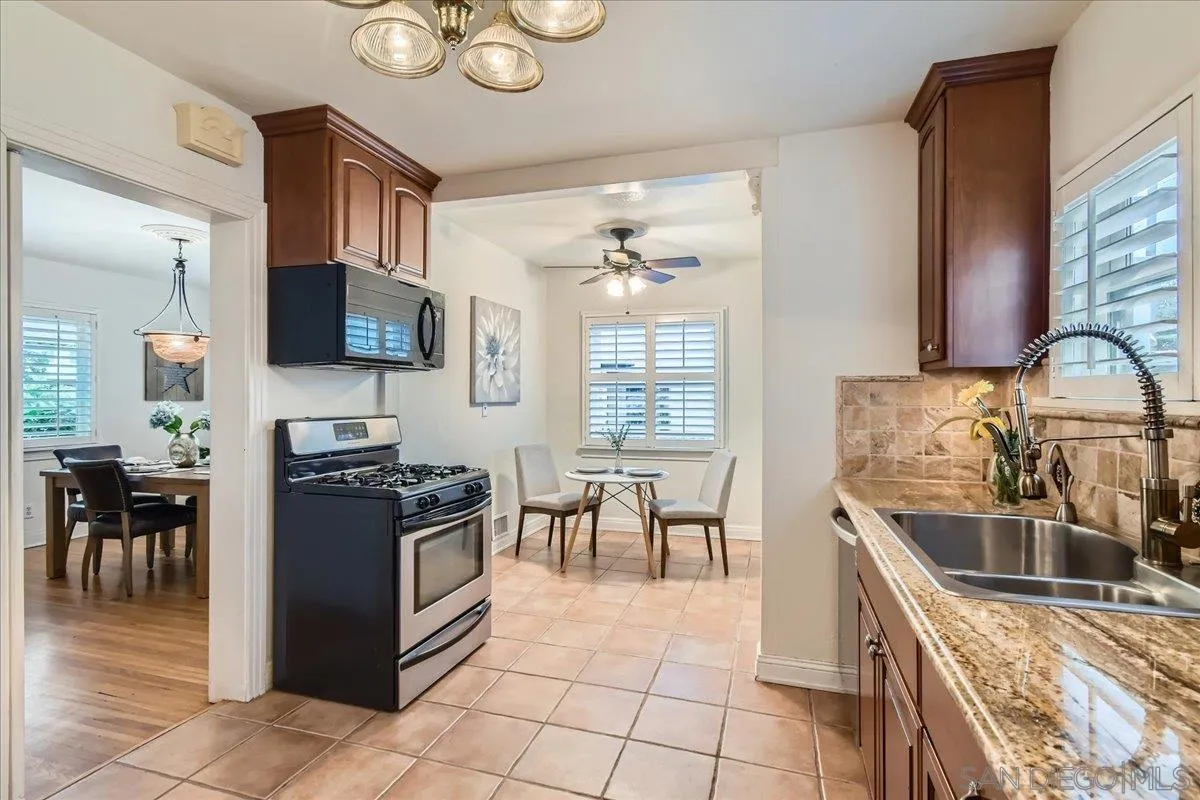 https://cdn.realtyfeed.com/cdn/127/250028958/f11fcebbfb5077ea54a91093e567378c.webp