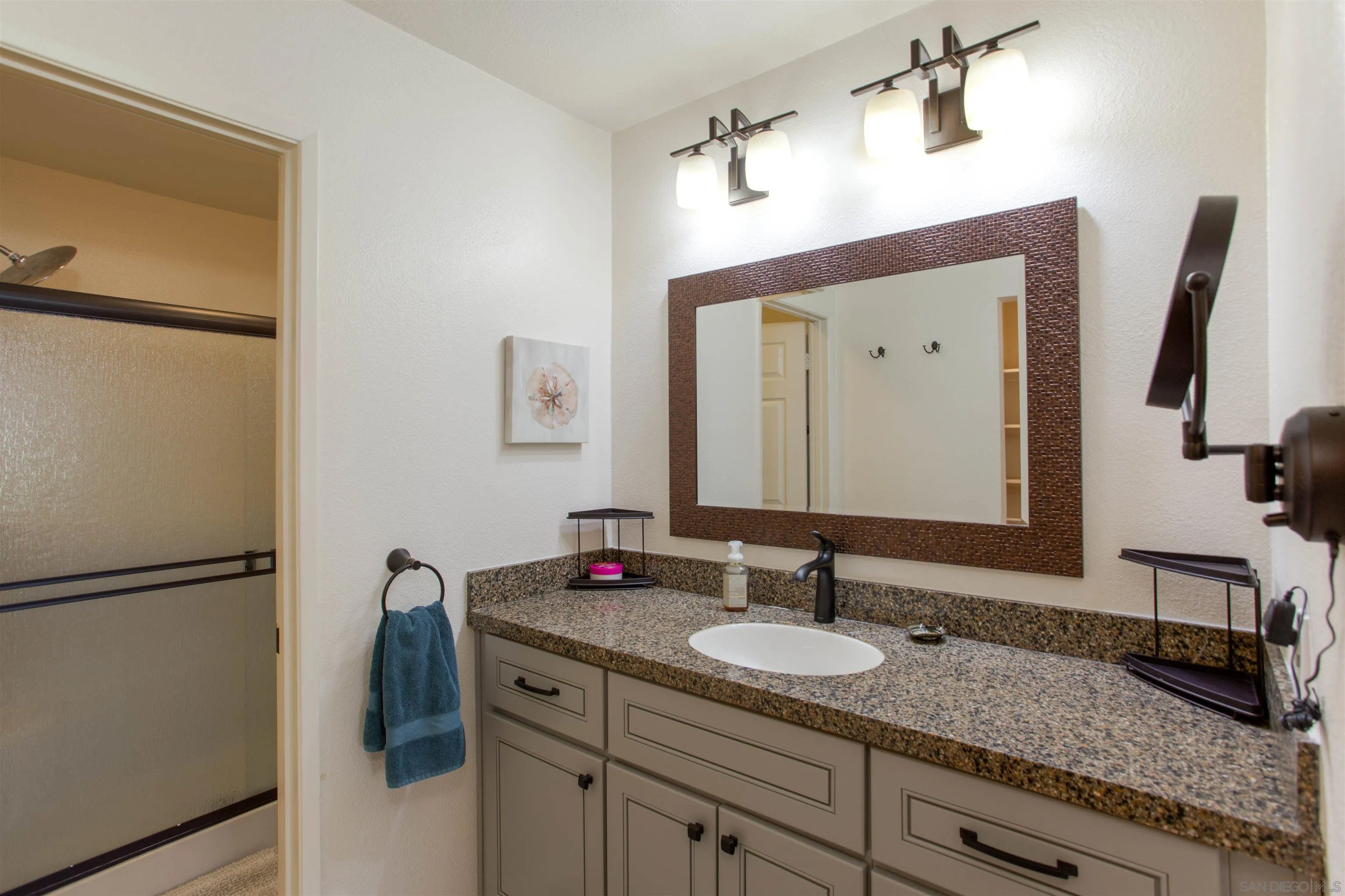 Photo #21: 250028960 Listing: Photo #21
