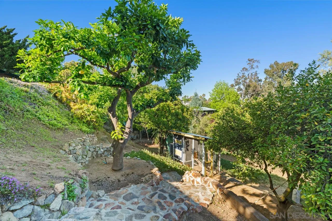 https://cdn.realtyfeed.com/cdn/127/250028989/a4a11efb1fc45da1f259e9f0e862d33a.webp
