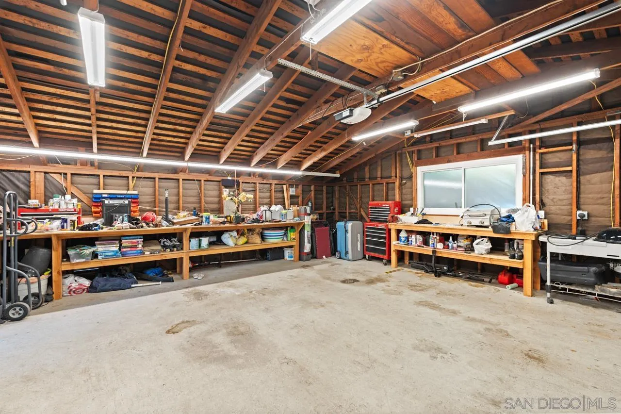 https://cdn.realtyfeed.com/cdn/127/250028989/a9ff74aa3e36785b4a4c2acd63073b5b.webp