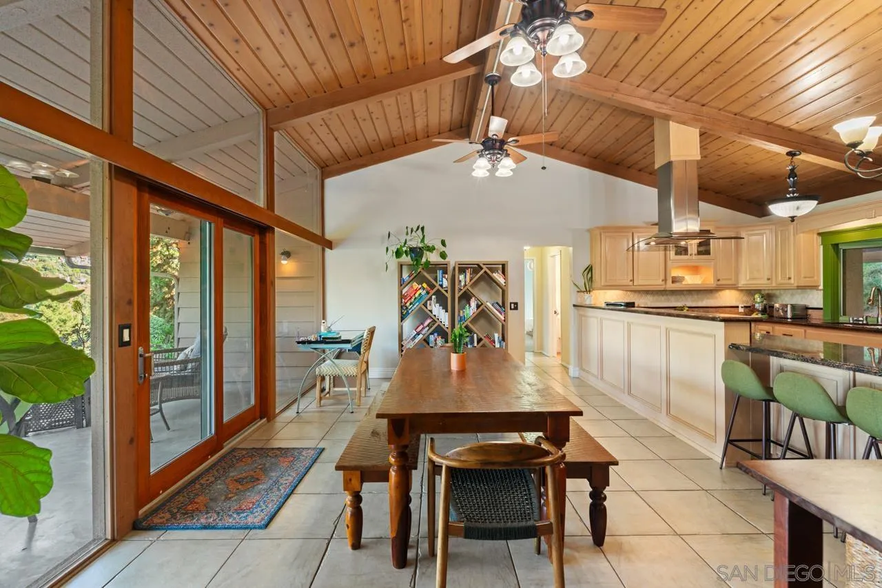 https://cdn.realtyfeed.com/cdn/127/250028989/fe8ce8f5ec58d6791169a2e3f019dcc4.webp