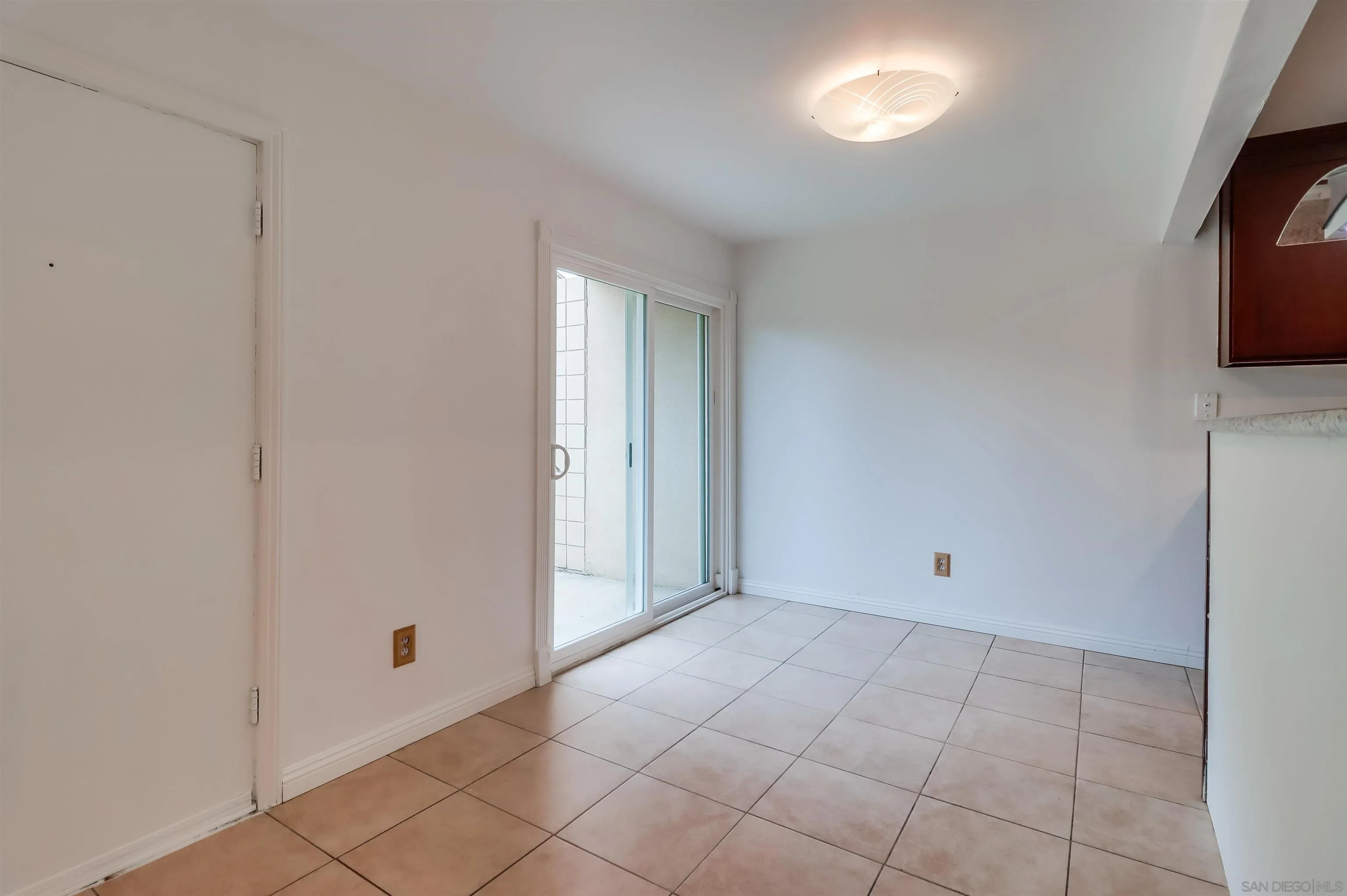 Photo #6: 250028990 Listing 