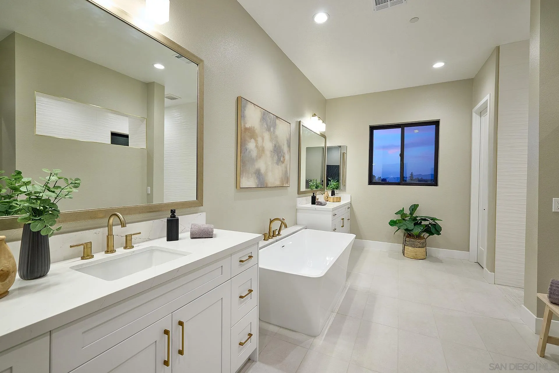 https://cdn.realtyfeed.com/cdn/127/250029016/5b2b76fb614e313326014fecafffd31d.webp