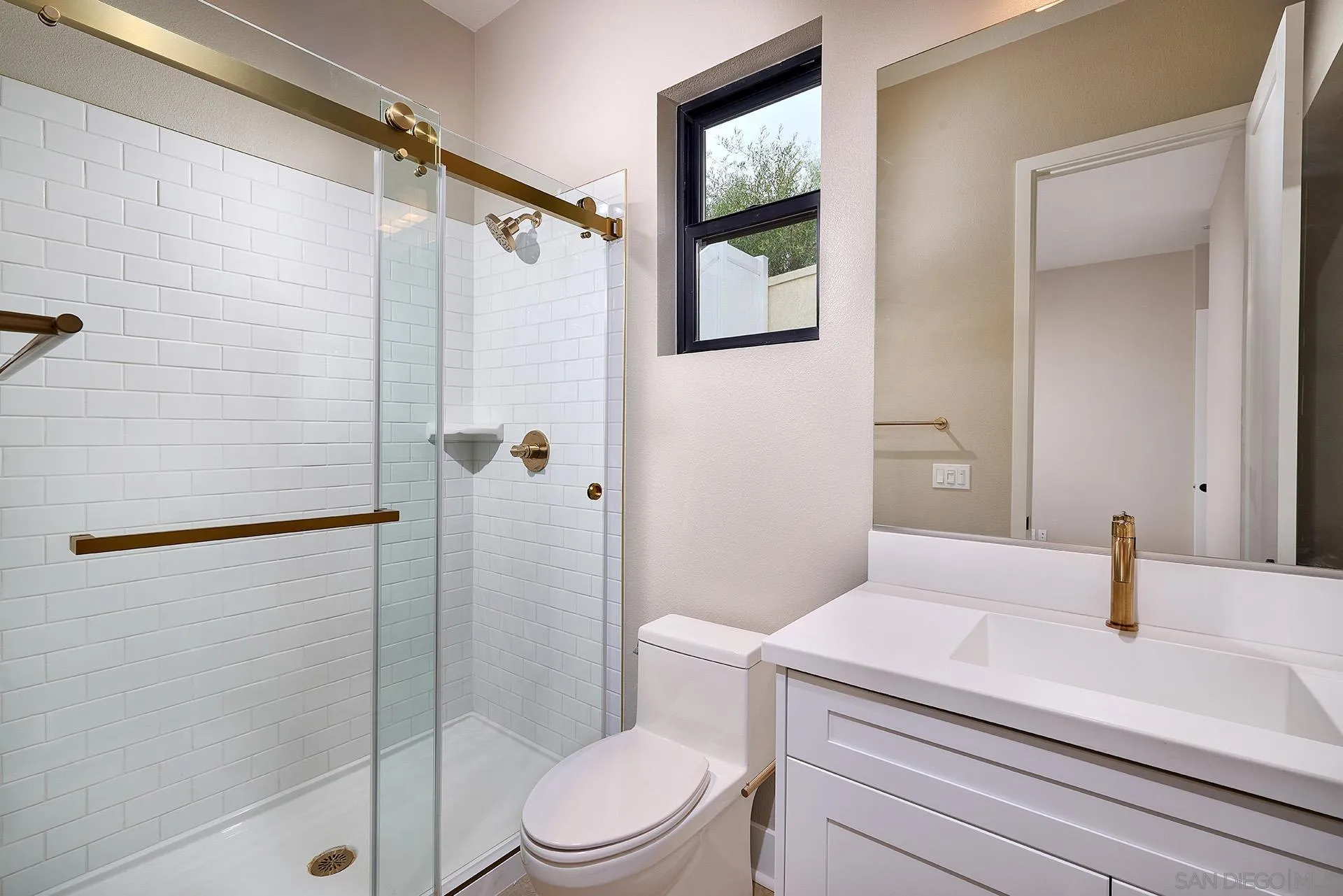 https://cdn.realtyfeed.com/cdn/127/250029016/fc78b6221ece9ecce67c9d3489ed14f1.webp