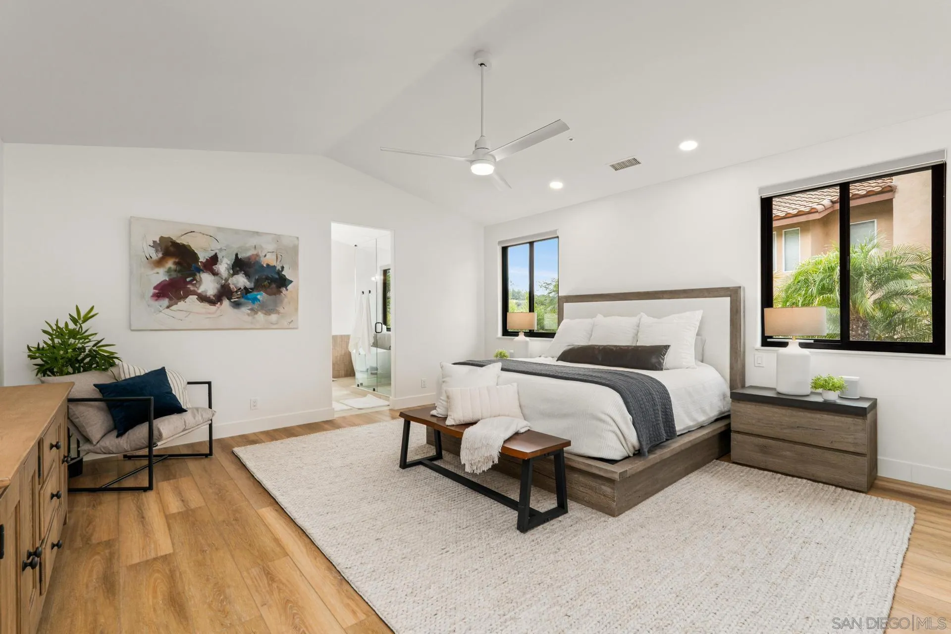 https://cdn.realtyfeed.com/cdn/127/250029080/92953d3664b1ca3e2661b08dc94c1900.webp