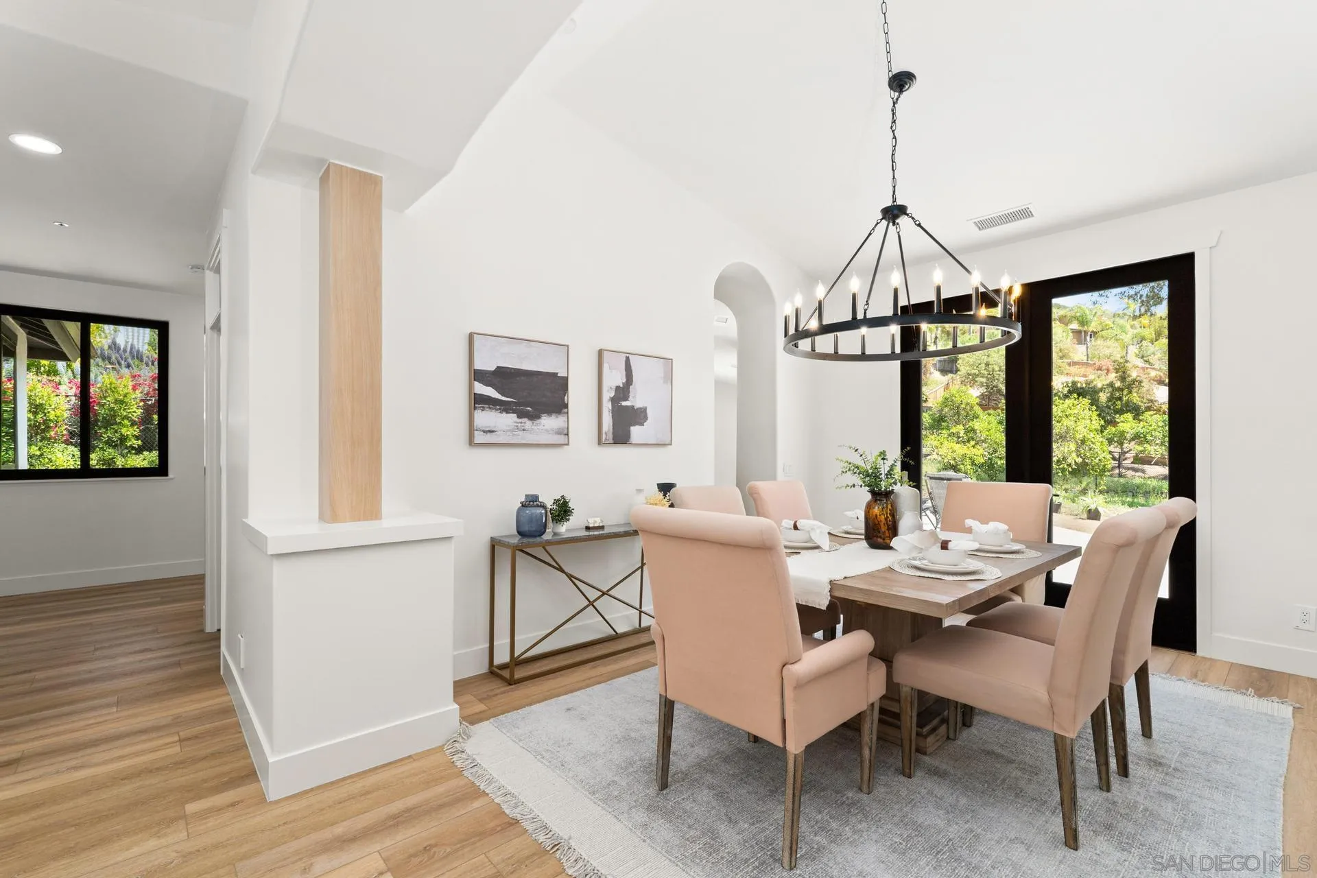 https://cdn.realtyfeed.com/cdn/127/250029080/b8b0439b9cd0bed500f6b03553907e12.webp