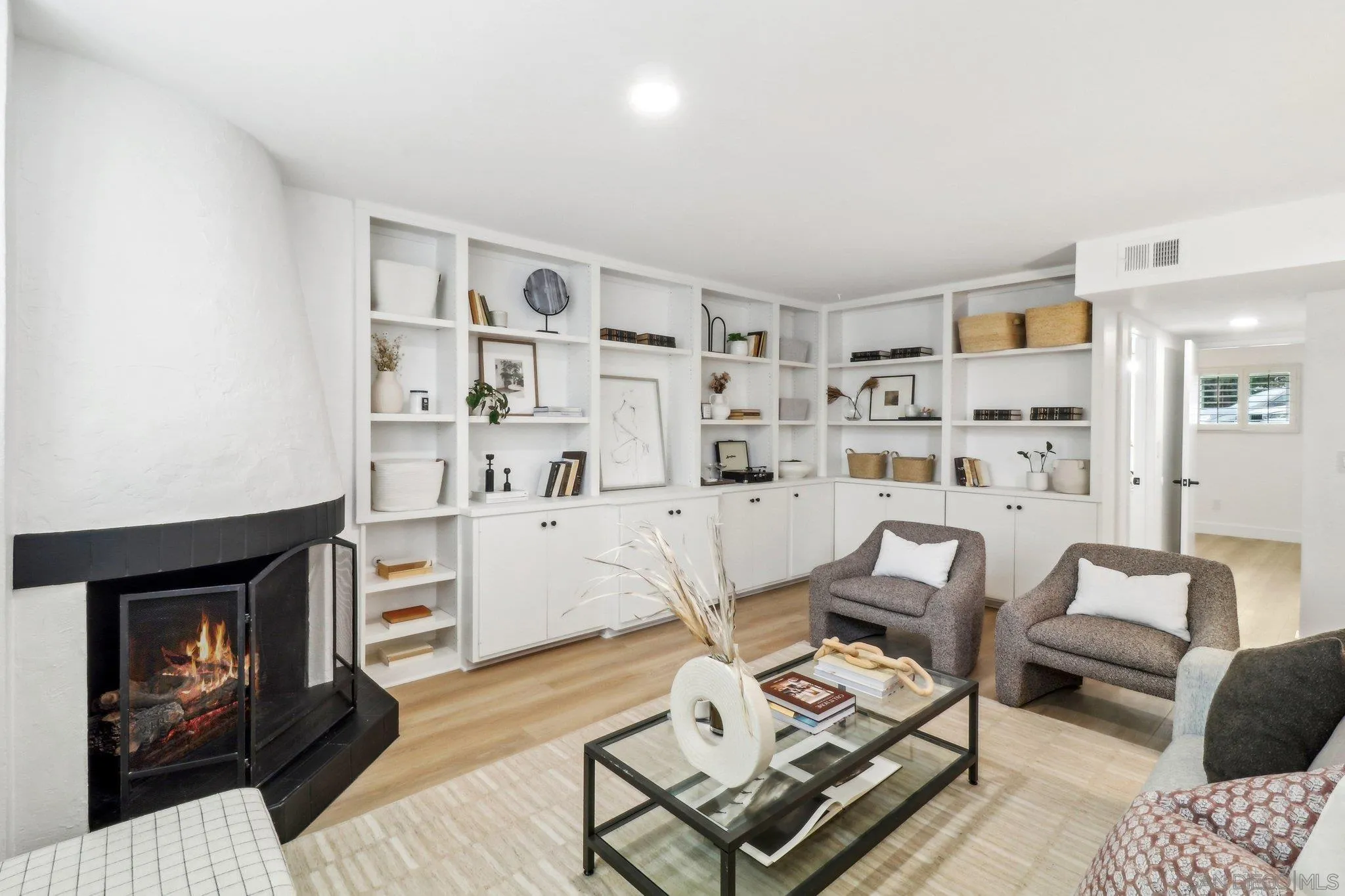 Photo #6: 250029083 Listing 