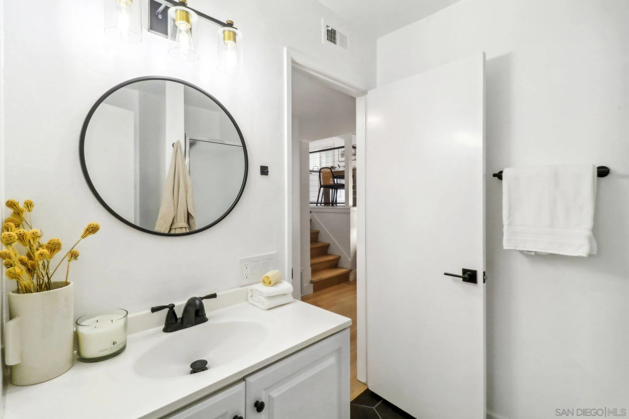 Photo #25: 250029083 Listing: Photo #25