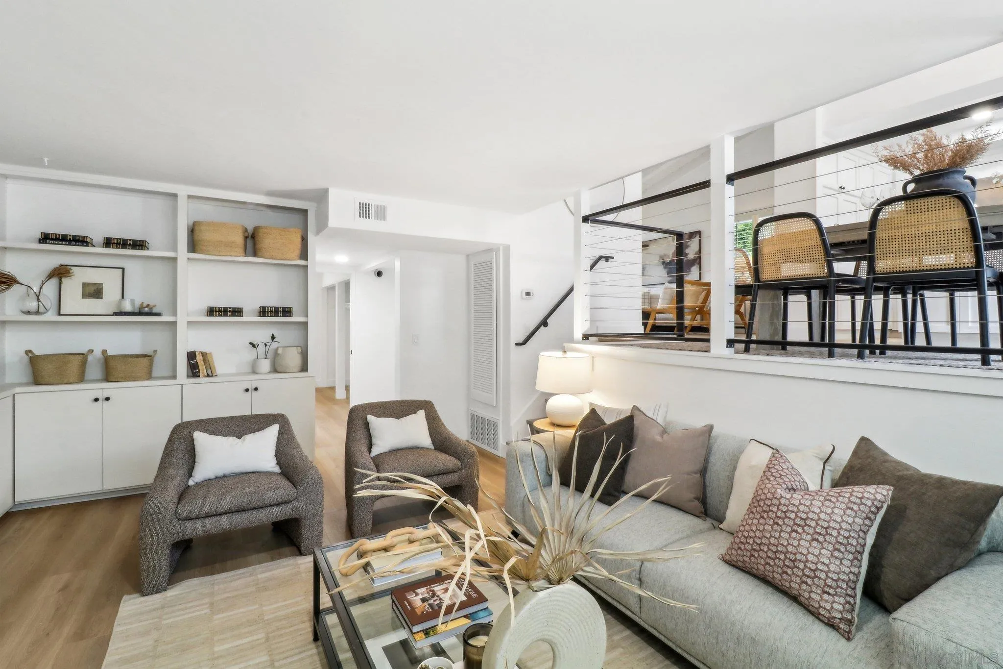 Photo #5: 250029083 Listing 