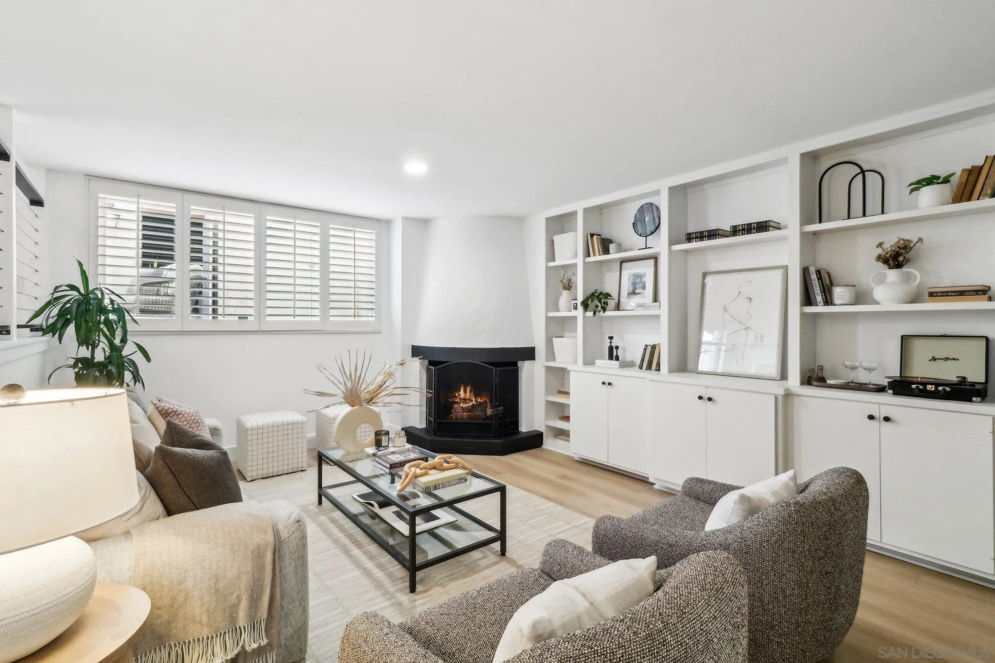 Photo #4: 250029083 Listing 