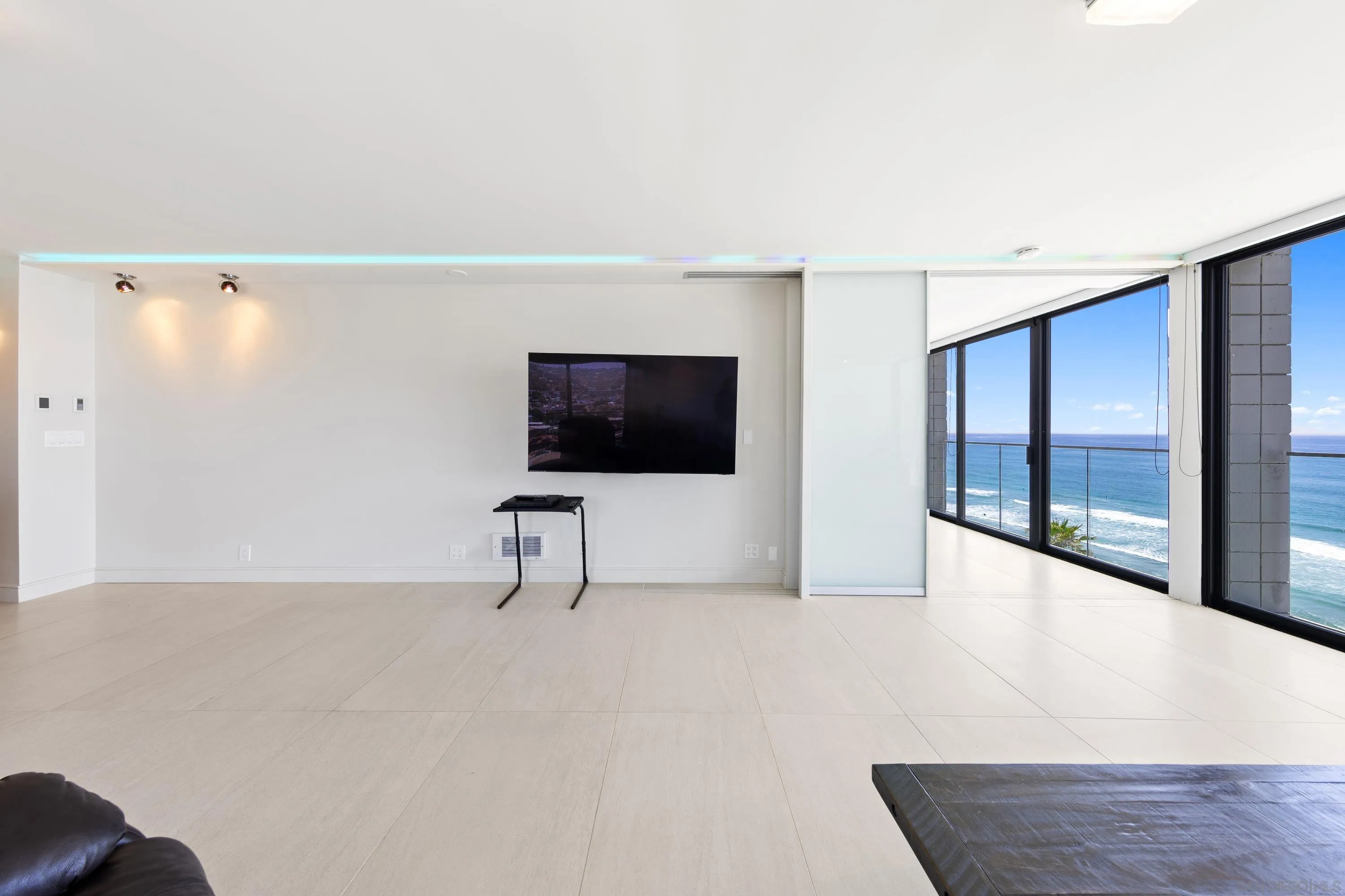 Photo #5: 250029114 Listing 