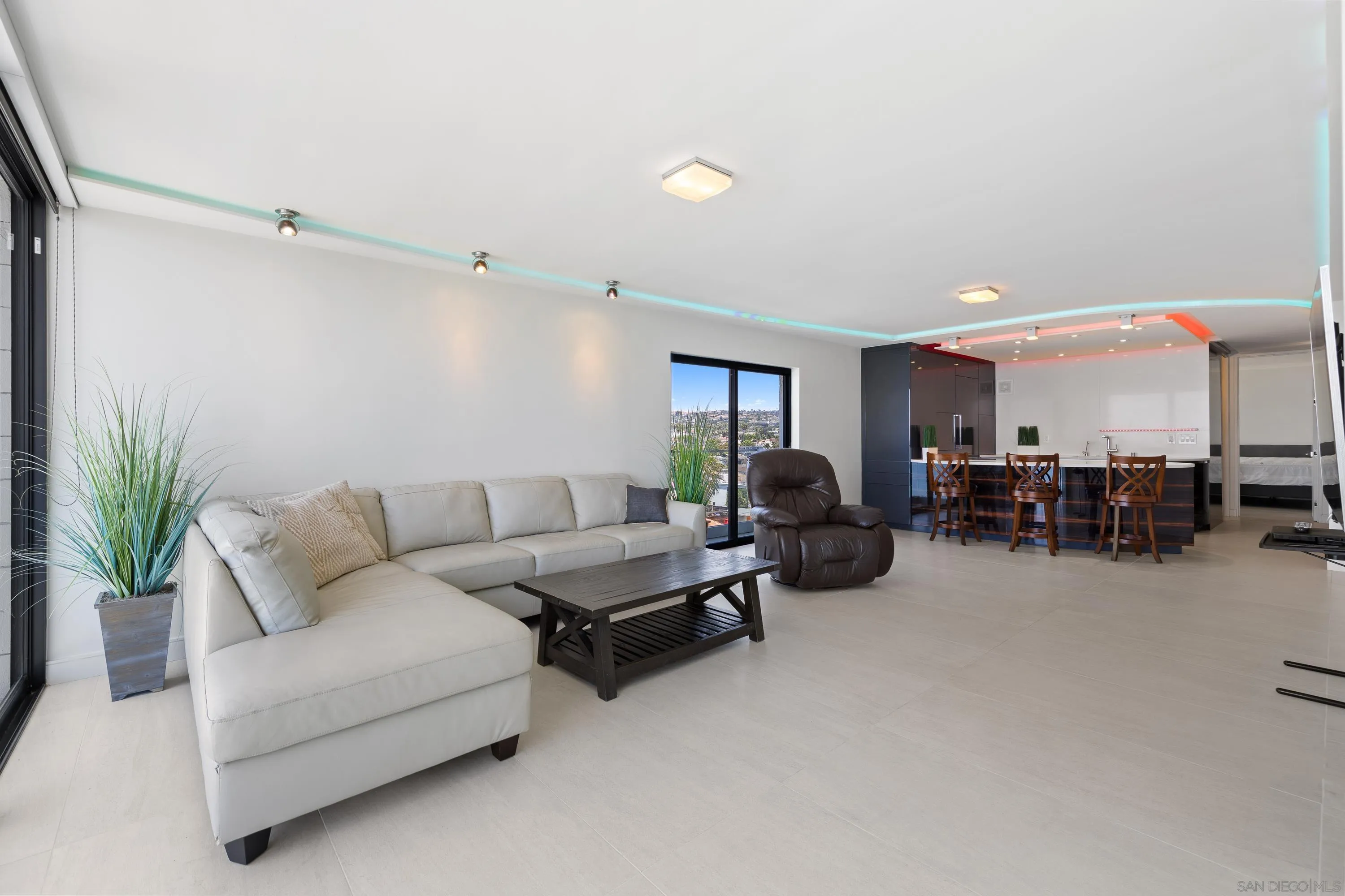 Photo #4: 250029114 Listing 