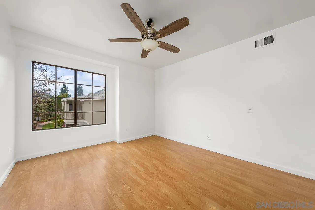 Photo #12: 250029134 Listing: Photo #12