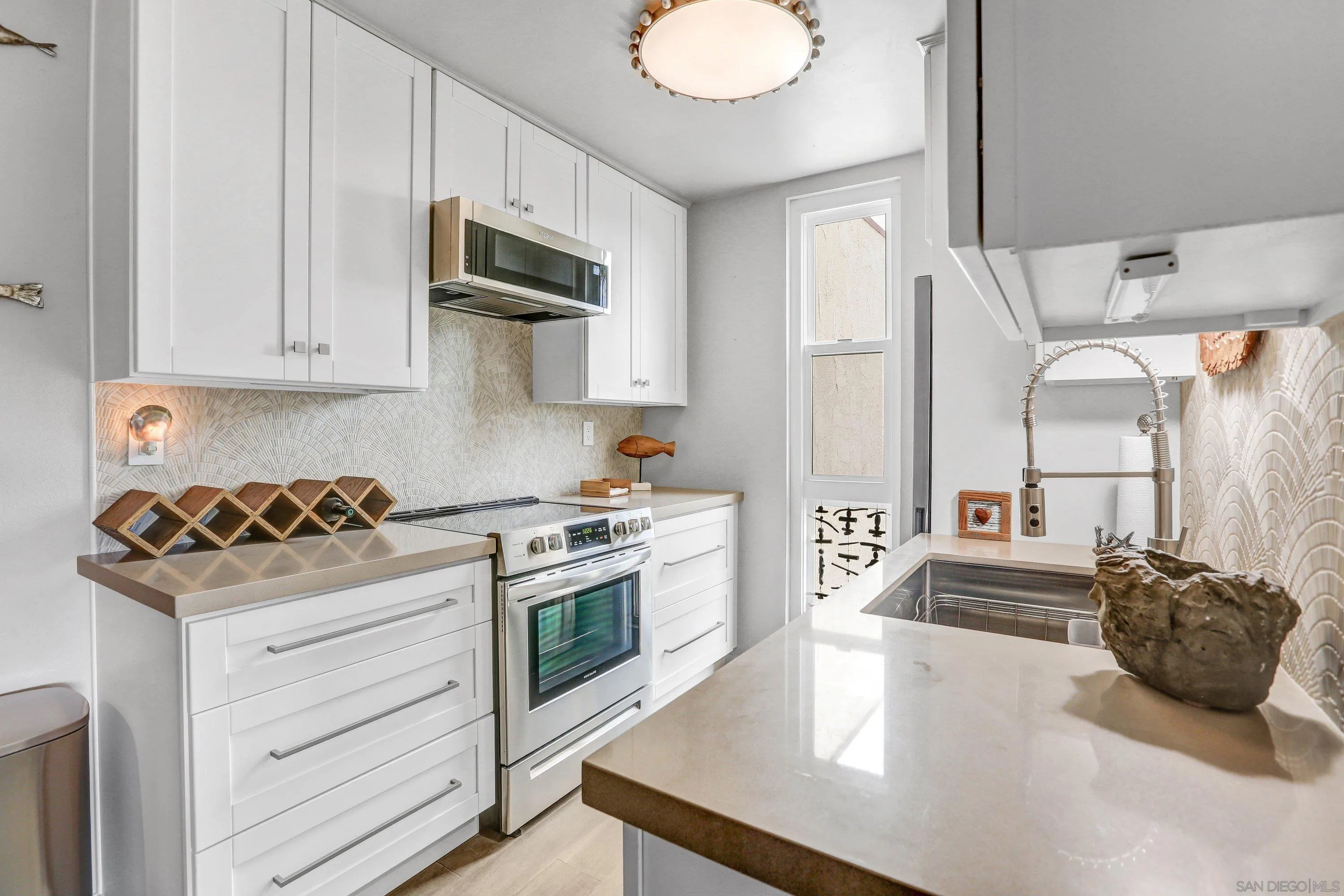 Photo #6: 250029161 Listing: Photo #6